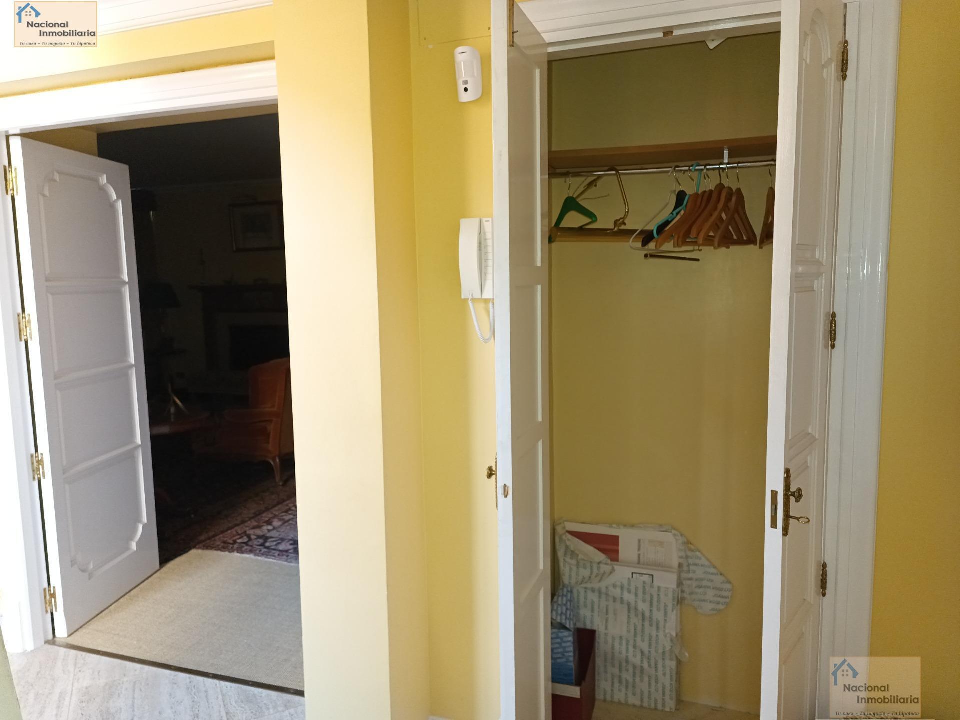 For sale of house in San Ildefonso