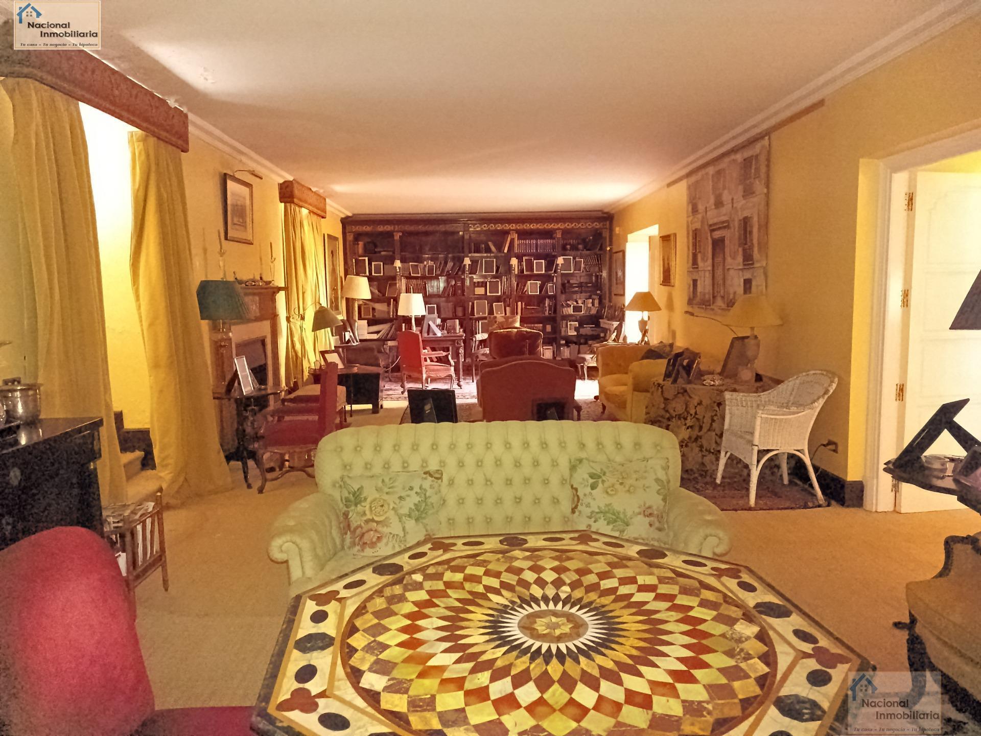 For sale of house in San Ildefonso