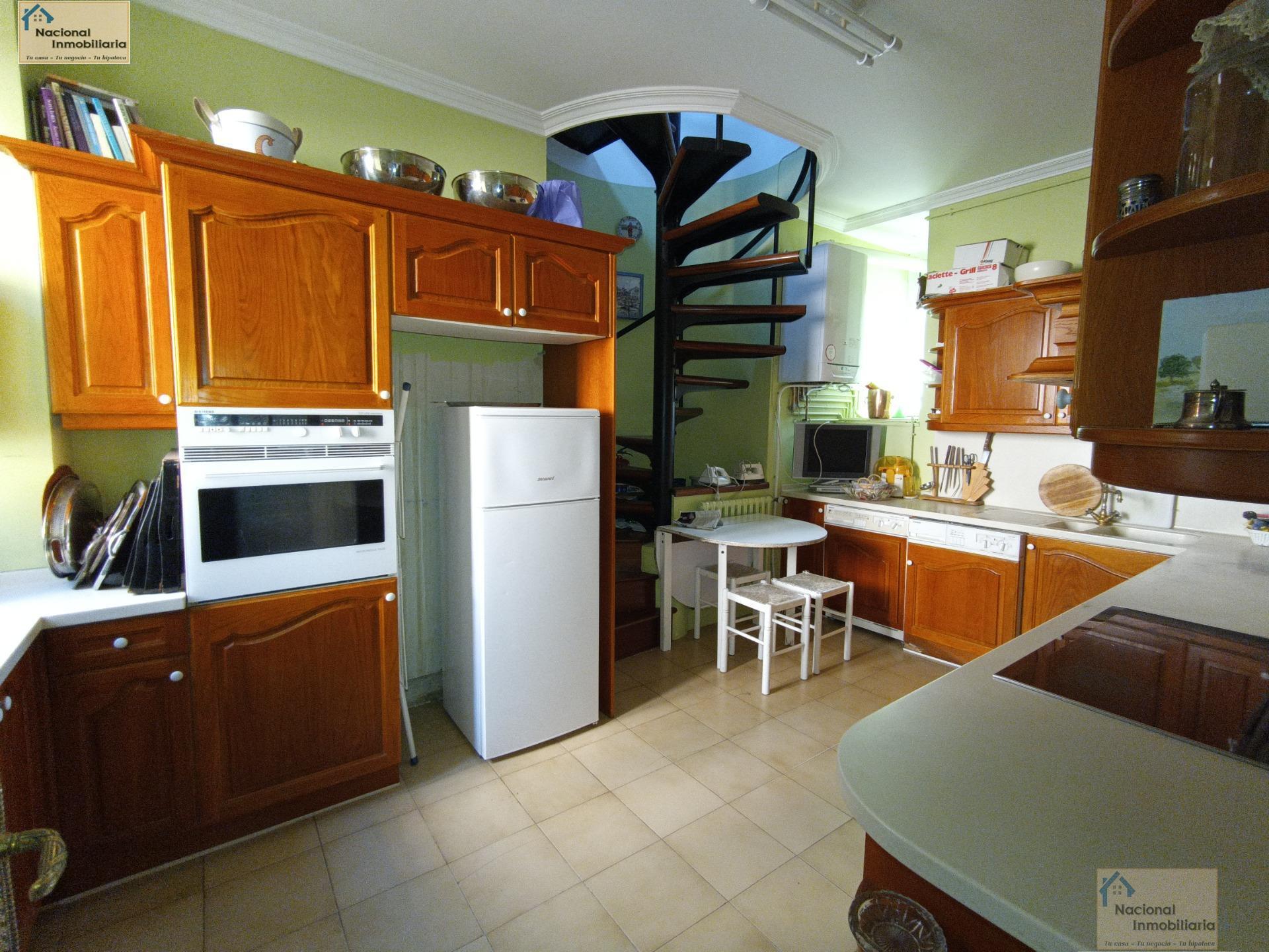 For sale of house in San Ildefonso