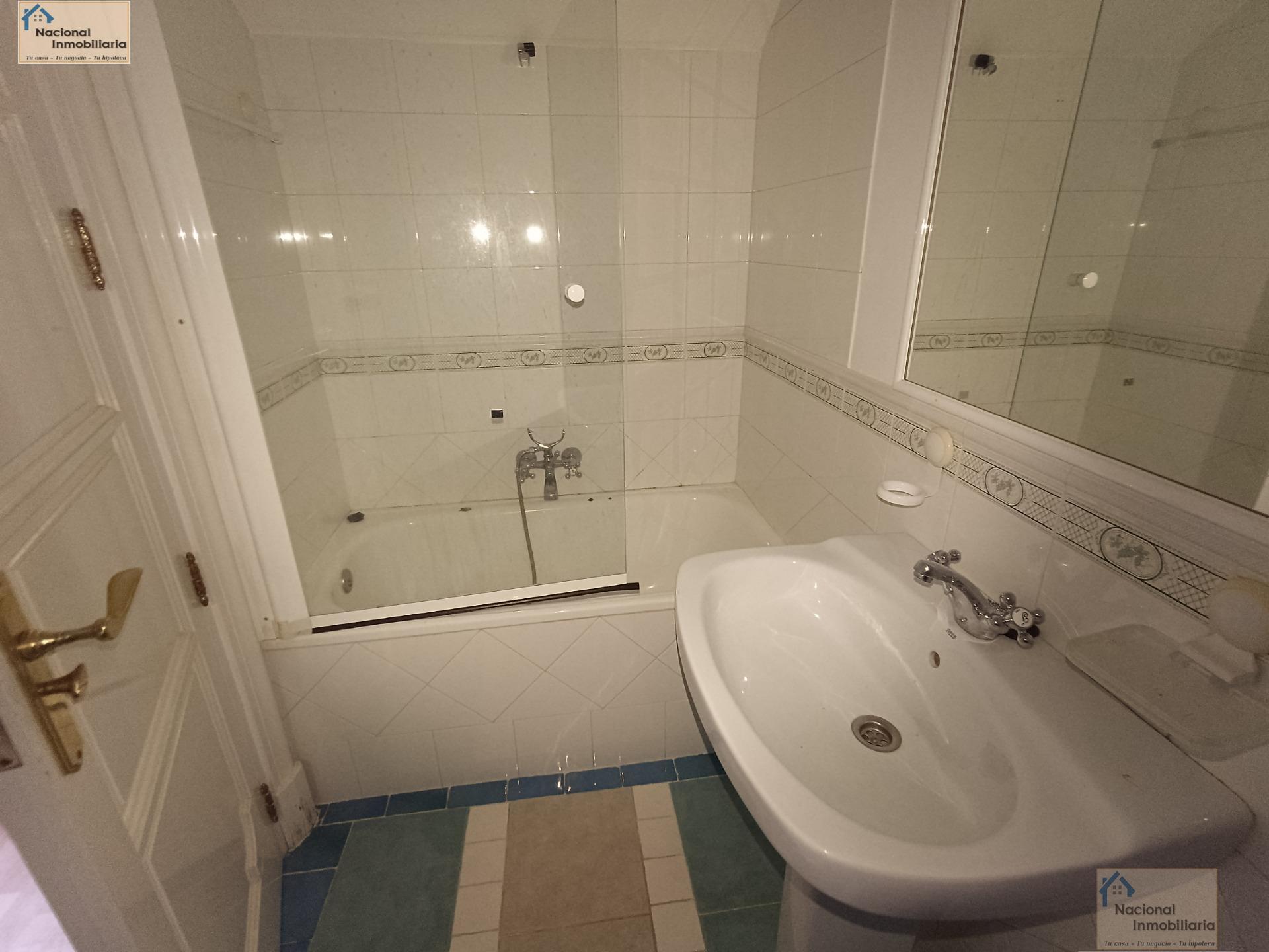 For sale of house in San Ildefonso