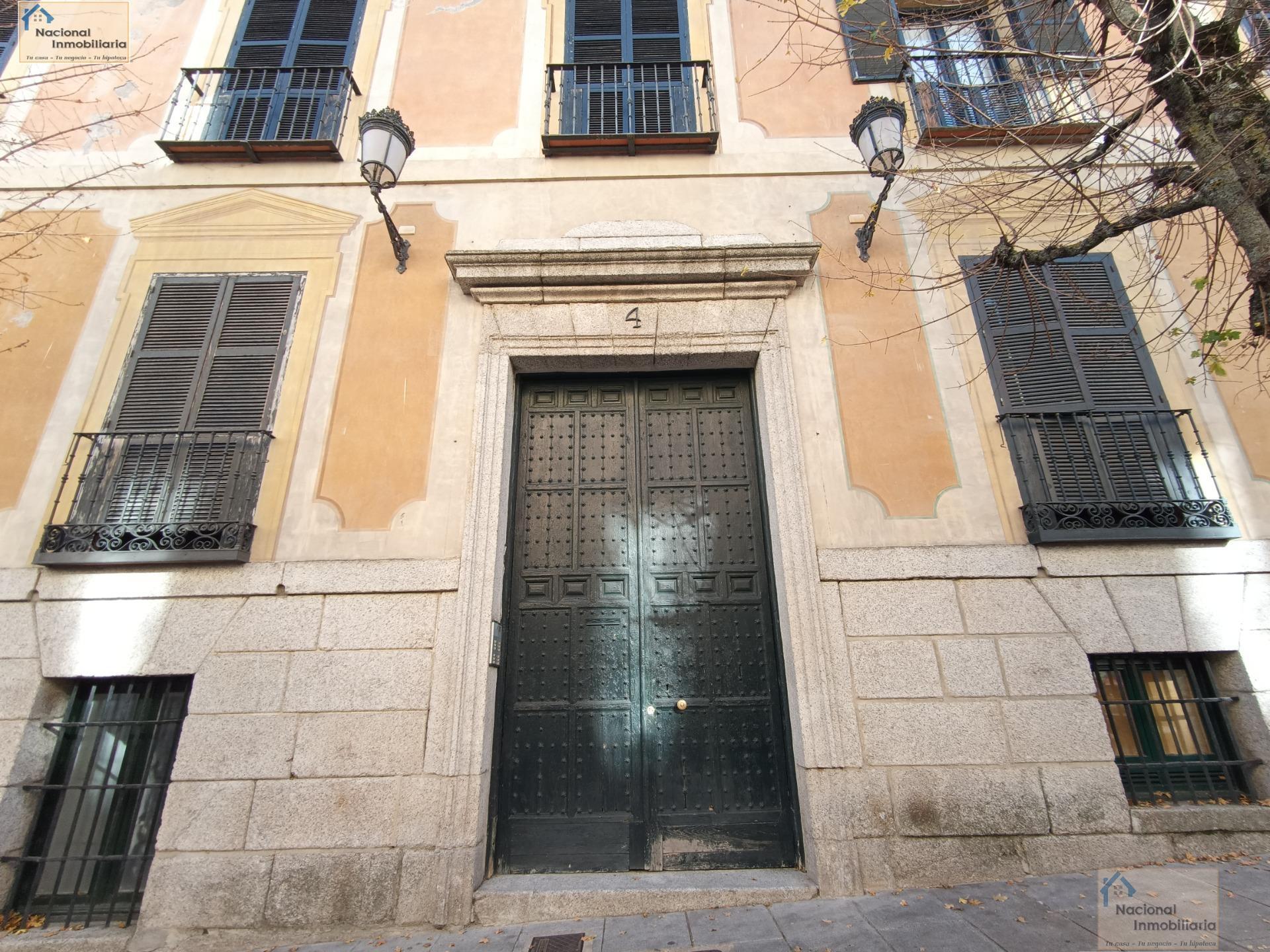 For sale of house in San Ildefonso