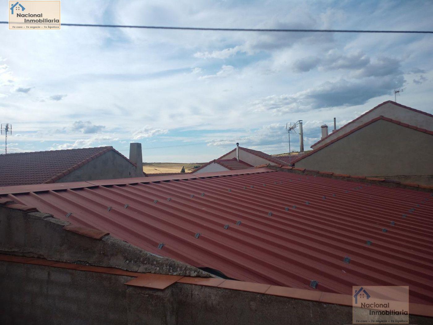 For sale of house in Yanguas de Eresma