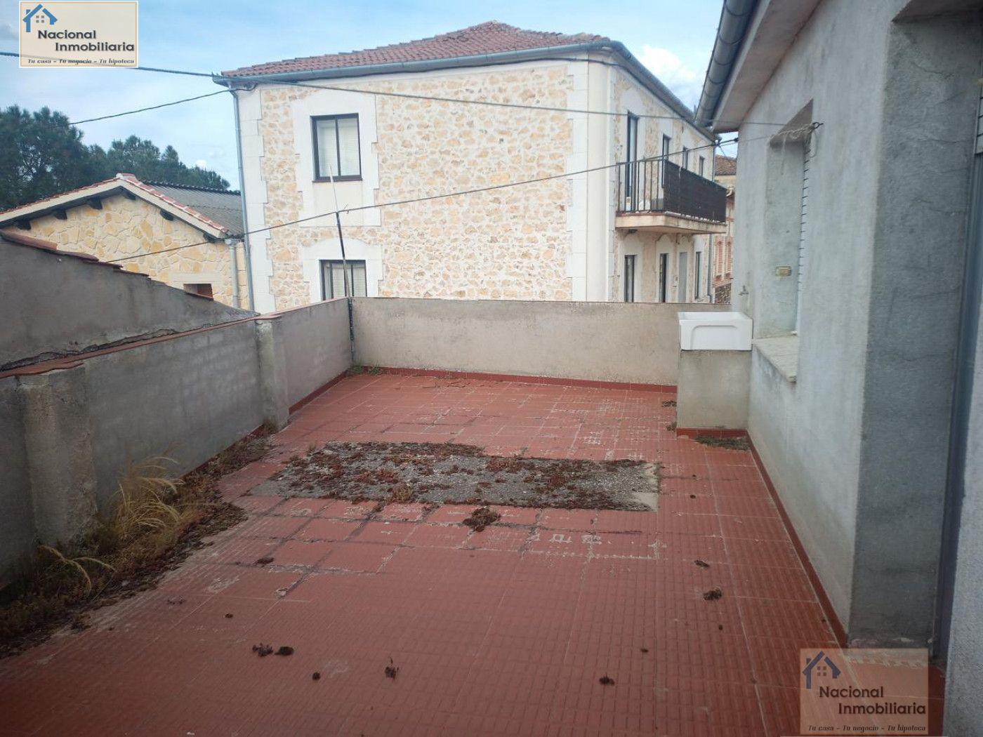 For sale of house in Yanguas de Eresma