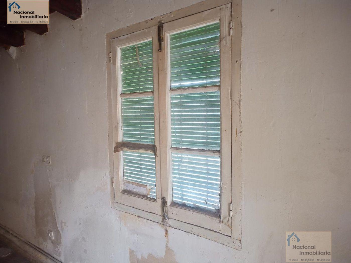 For sale of house in Yanguas de Eresma