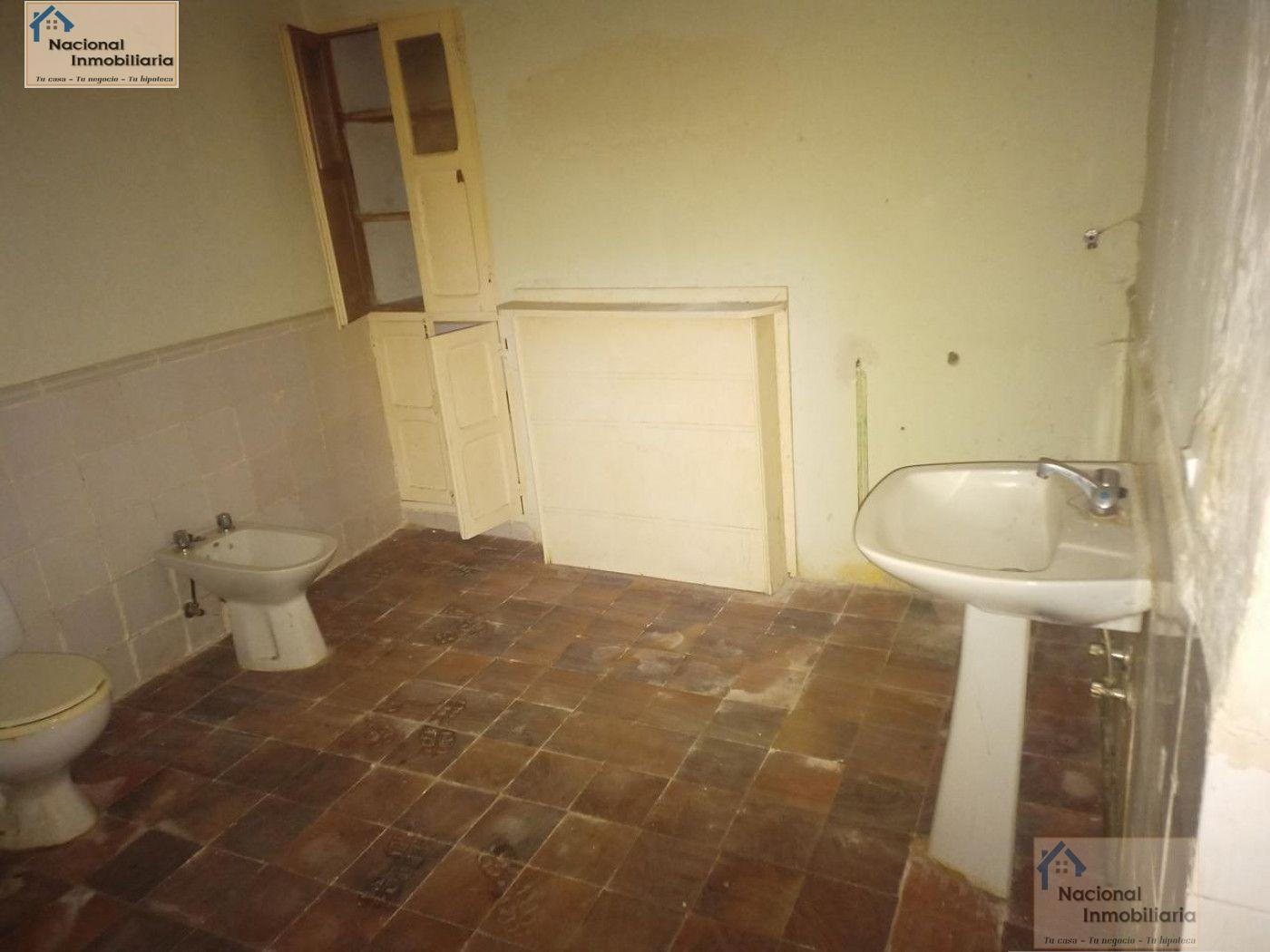 For sale of house in Yanguas de Eresma