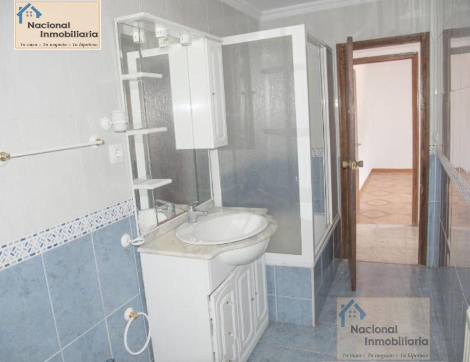 For sale of house in Navasfrias