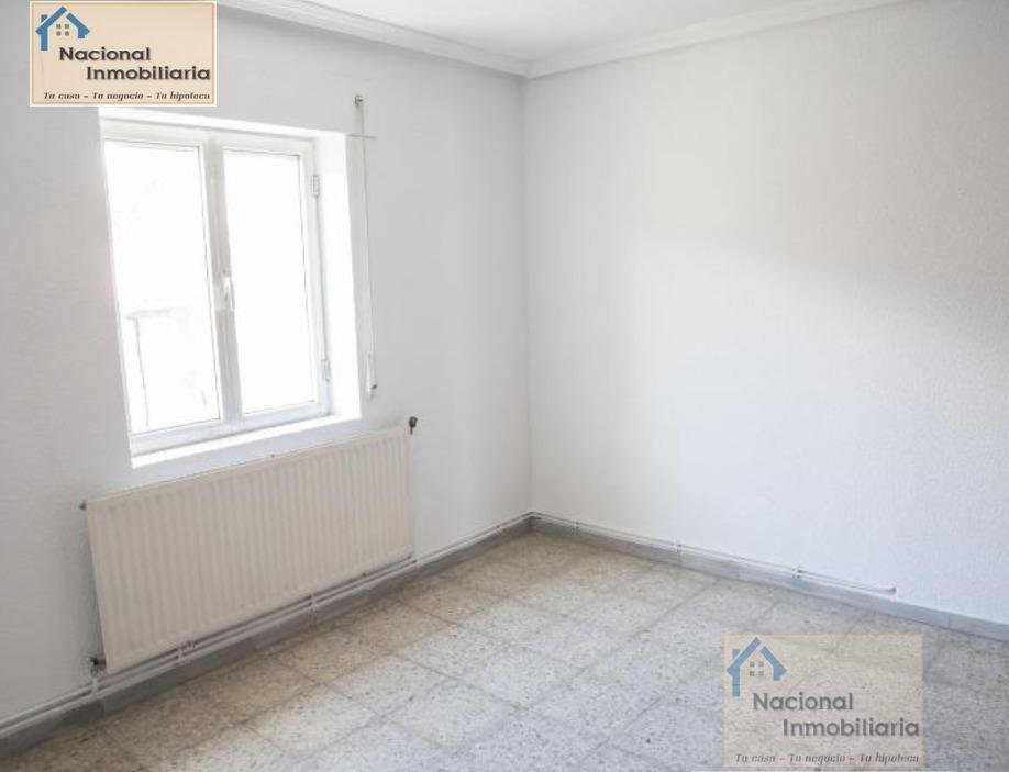 For sale of house in Navasfrias