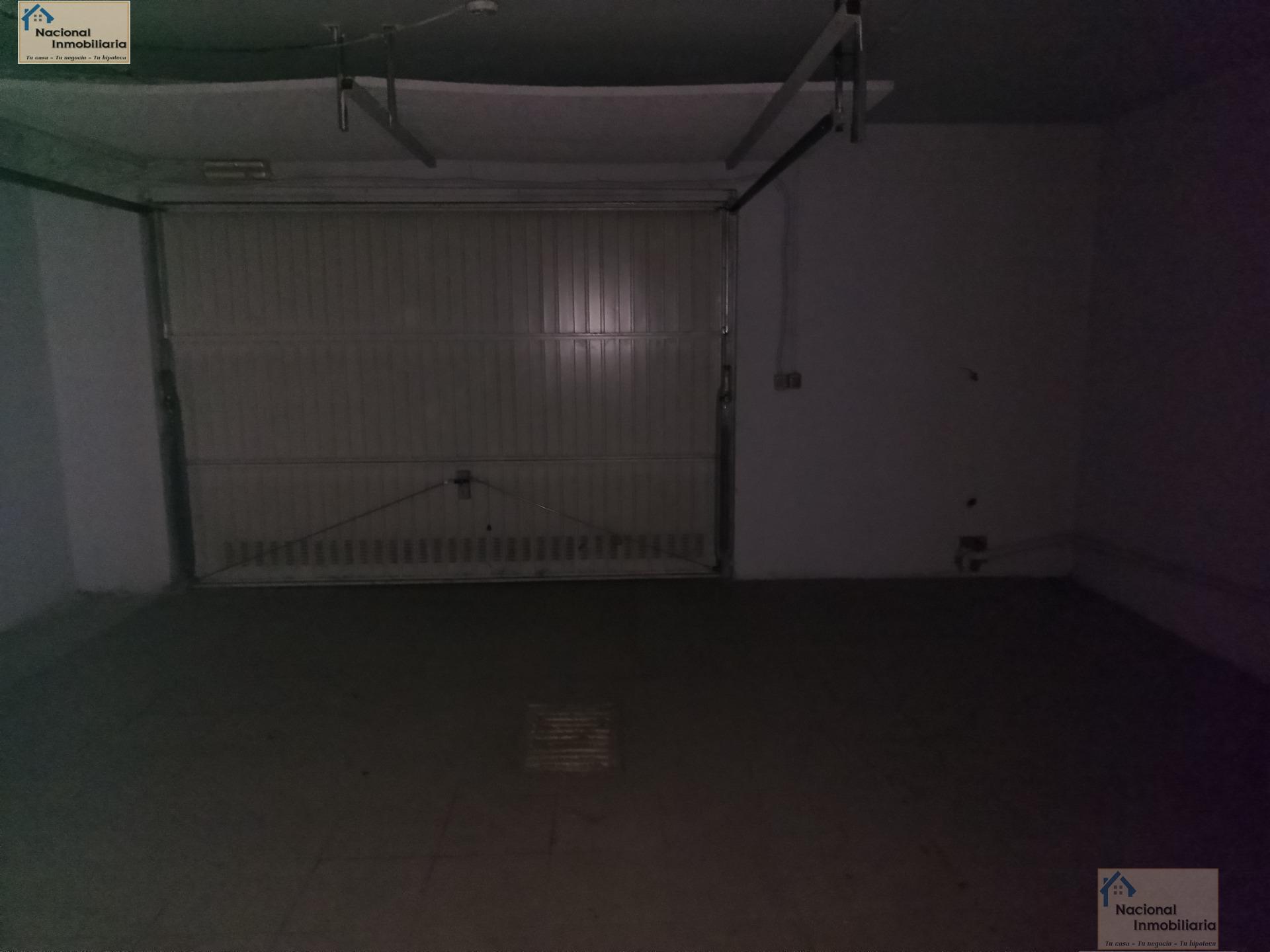 For sale of house in Babilafuente