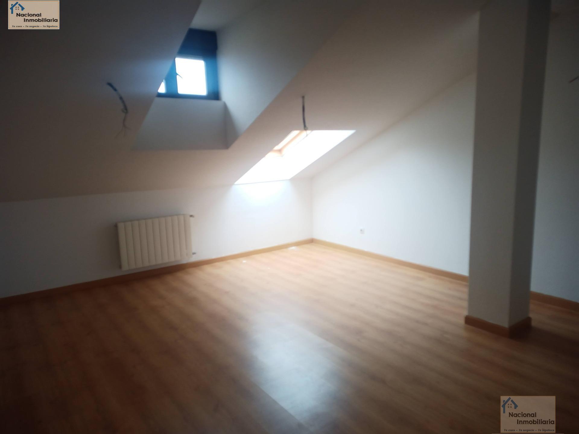 For sale of flat in Riaza