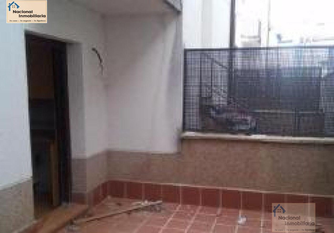 For sale of flat in Riaza