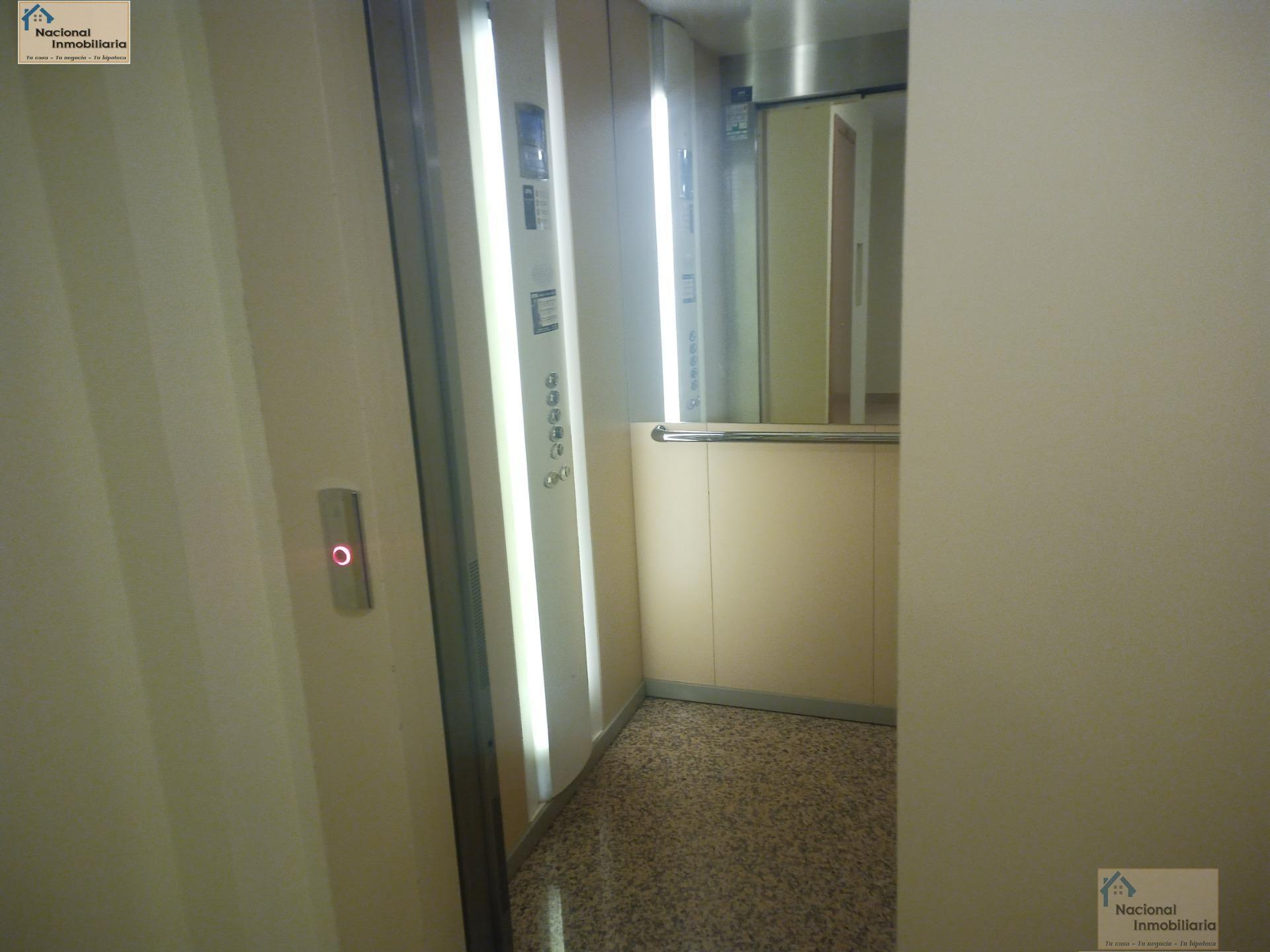 For sale of flat in Riaza