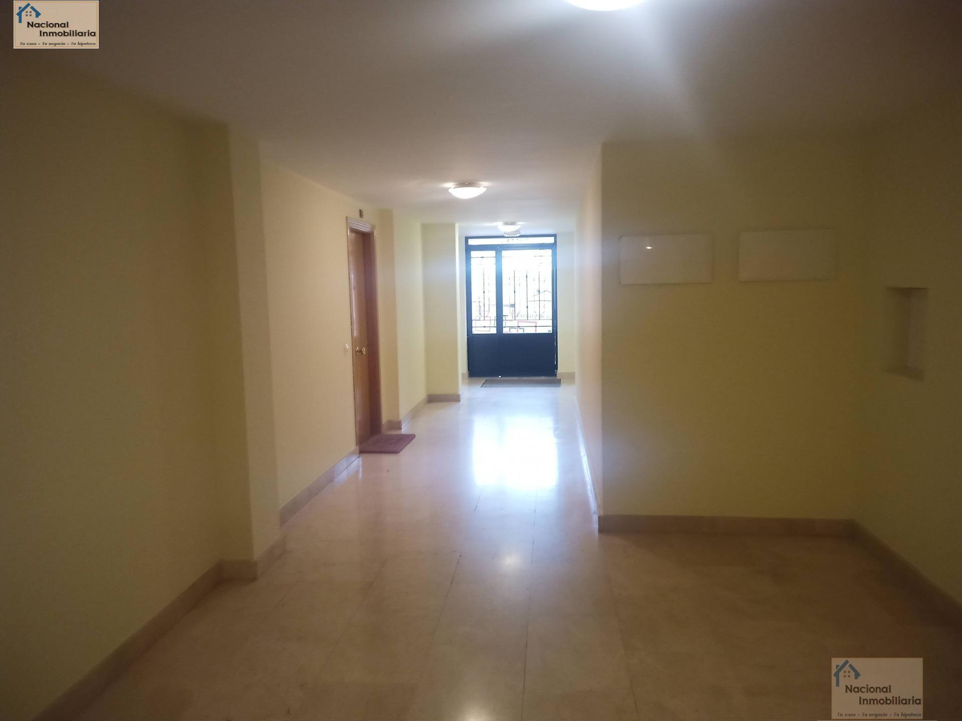 For sale of flat in Riaza