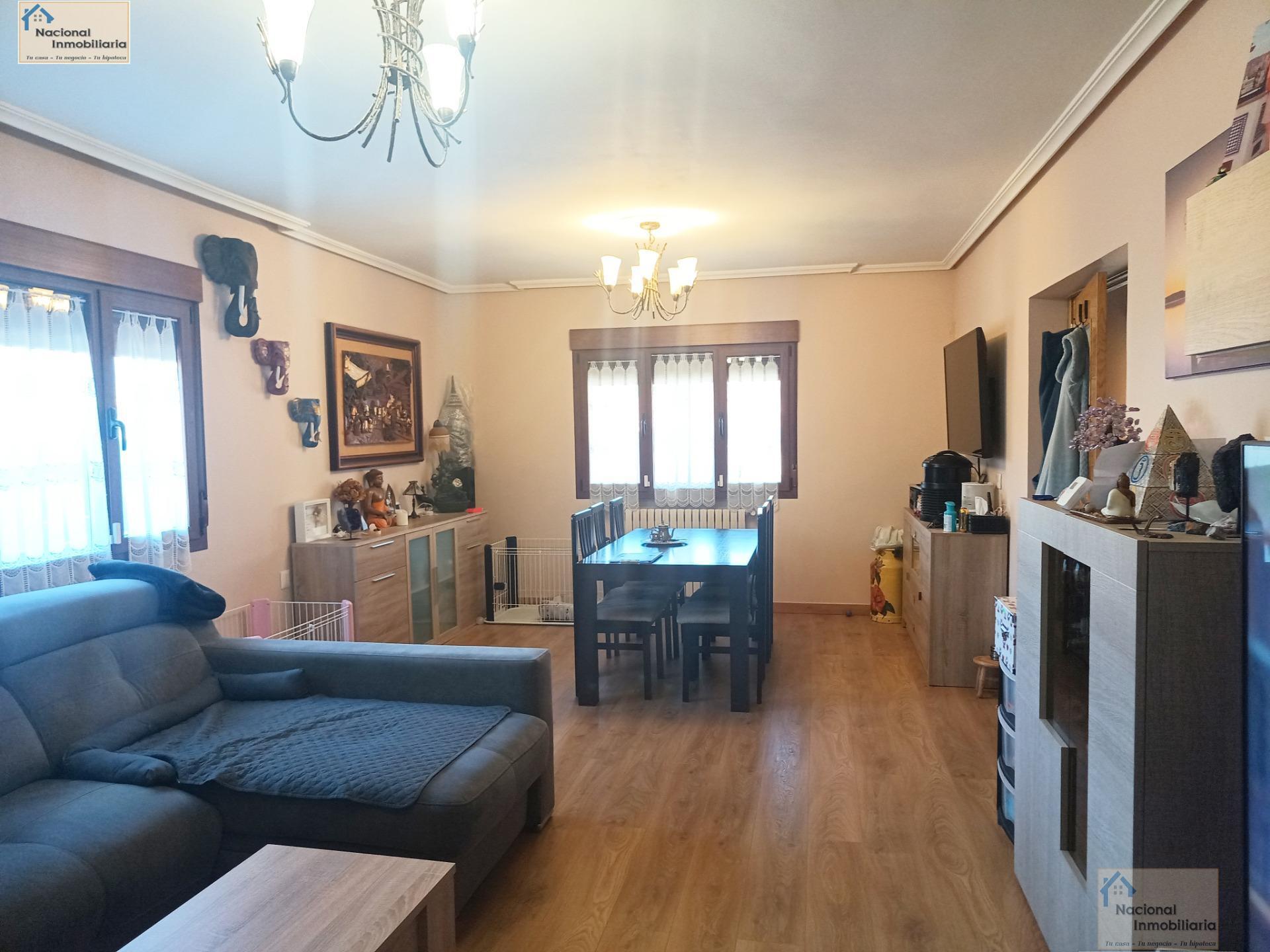 Venta de chalet en Palazuelos de Eresma