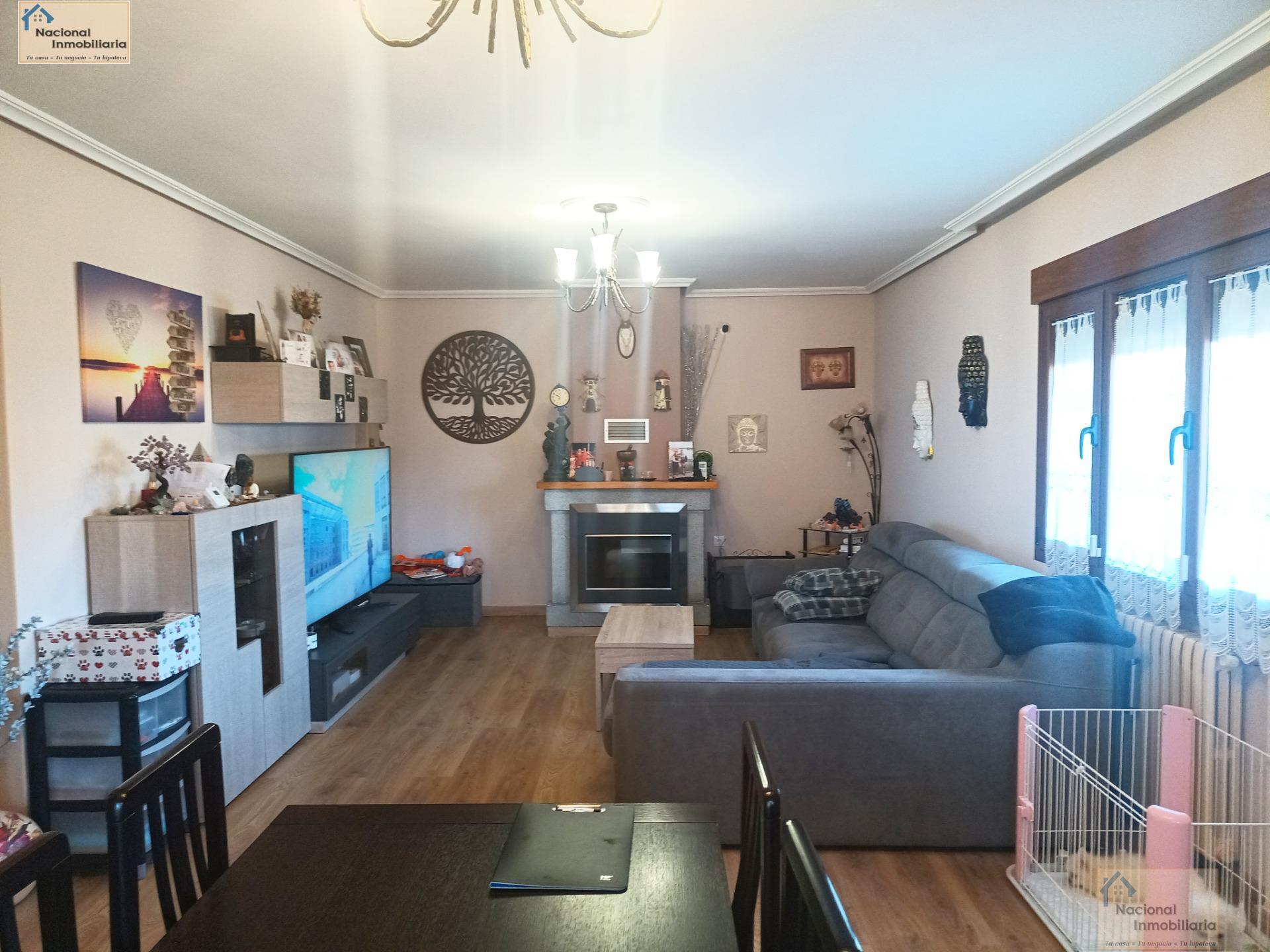Venta de chalet en Palazuelos de Eresma