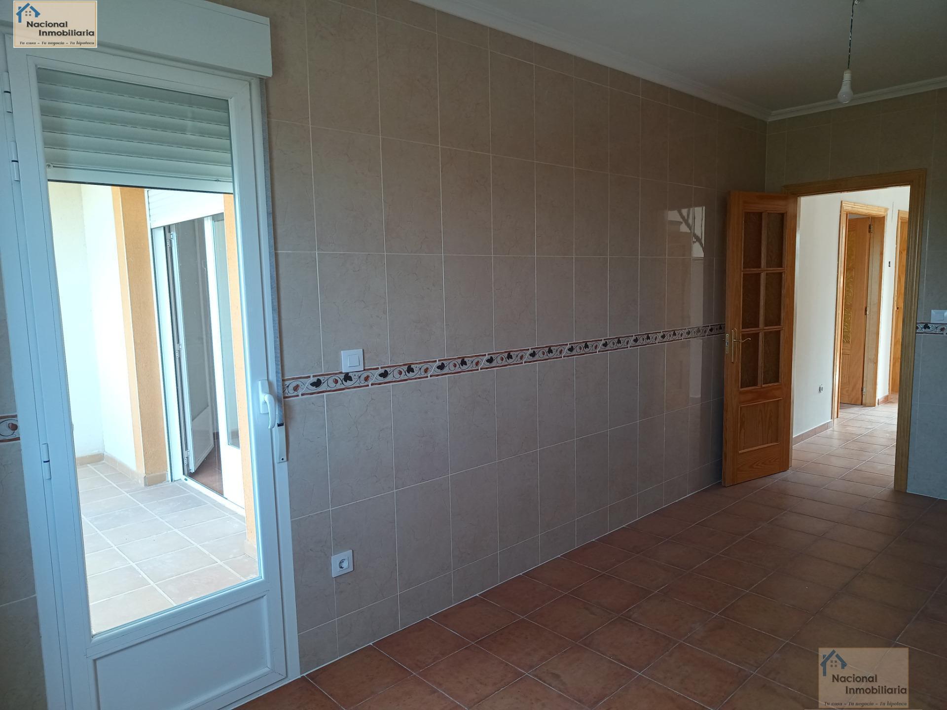 For sale of house in Arenas de San Pedro