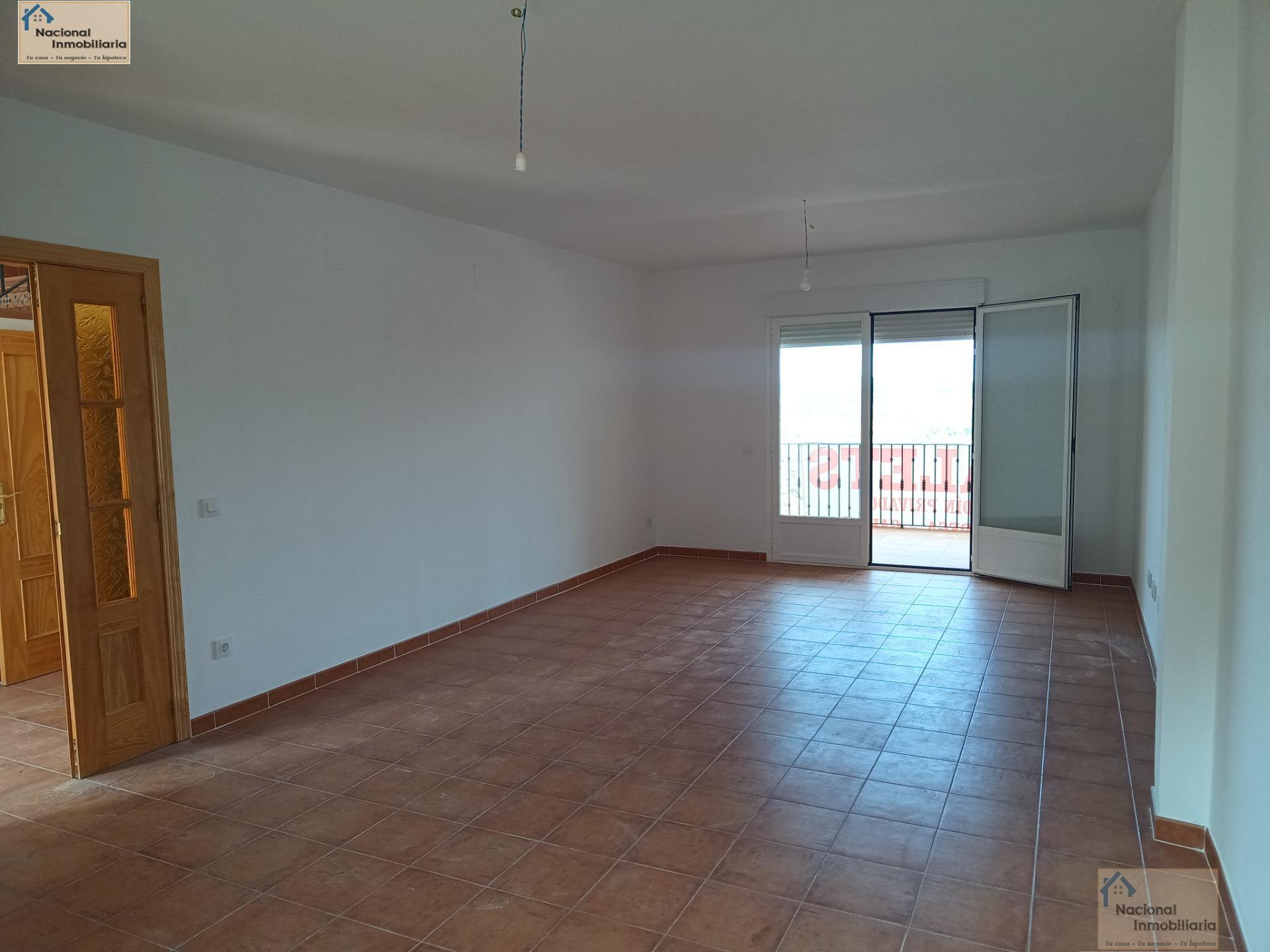 For sale of house in Arenas de San Pedro