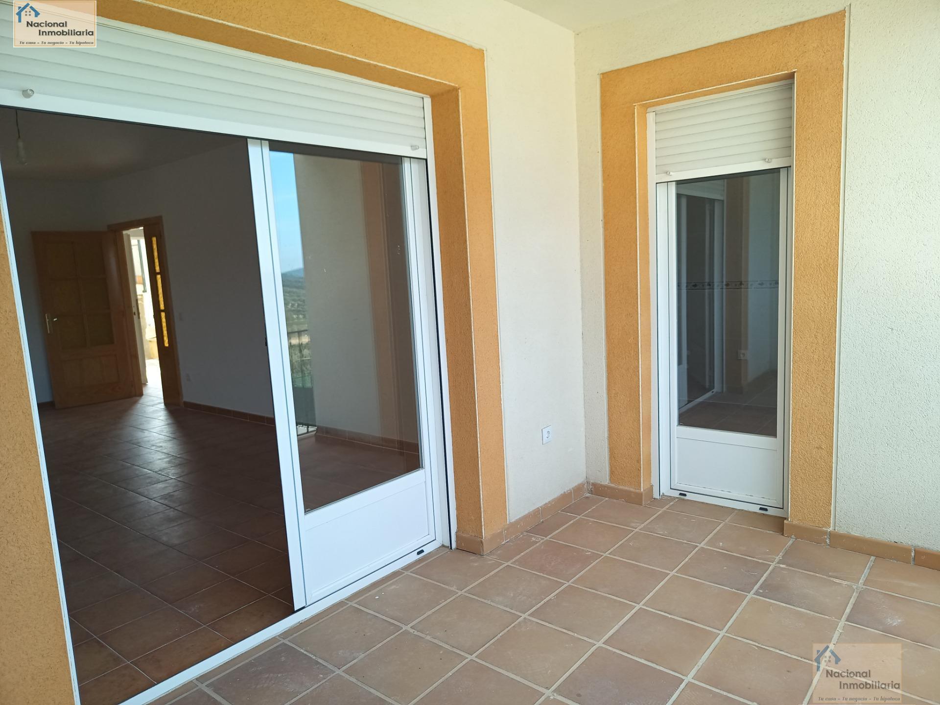 For sale of house in Arenas de San Pedro