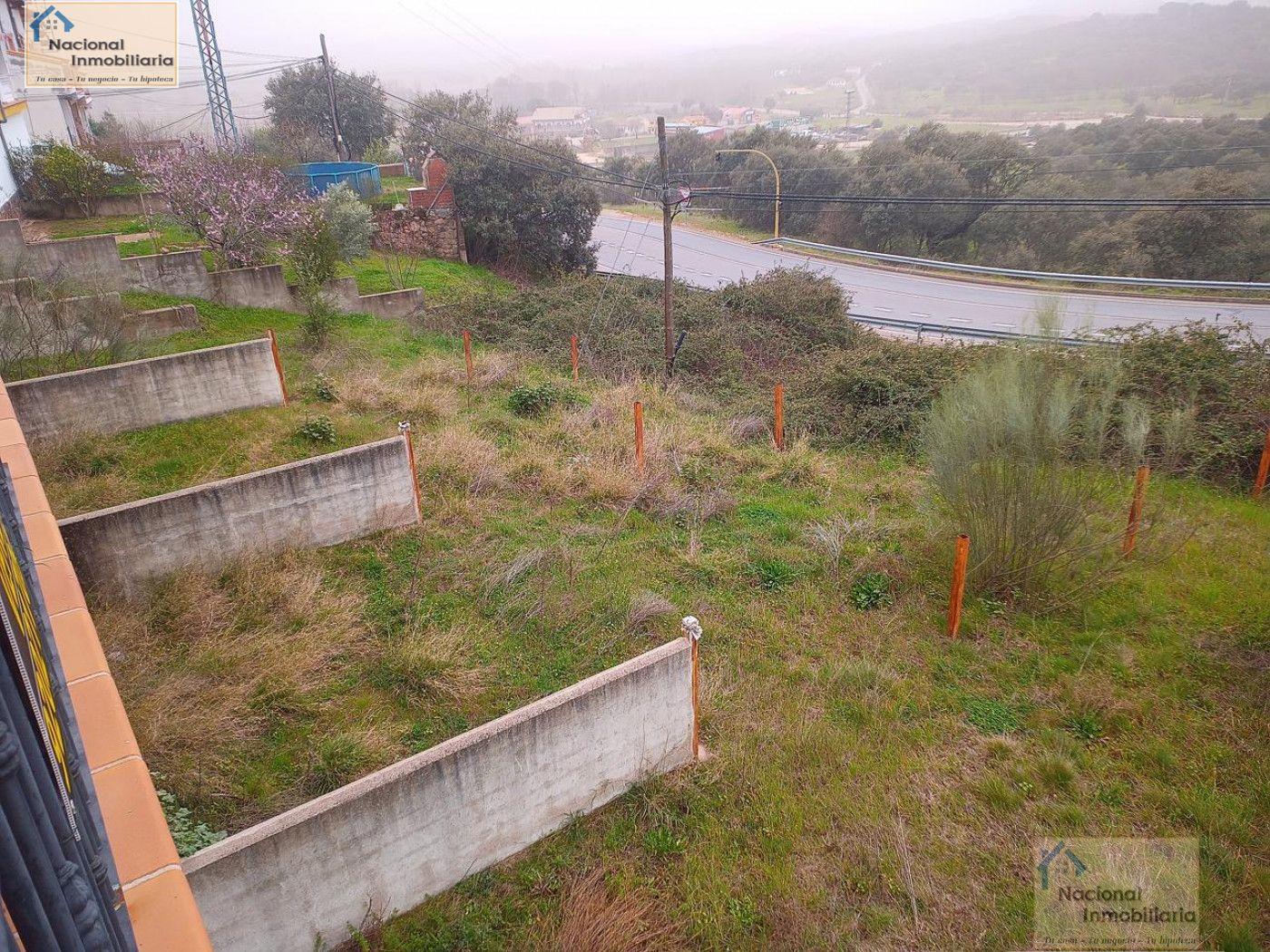 For sale of house in Arenas de San Pedro