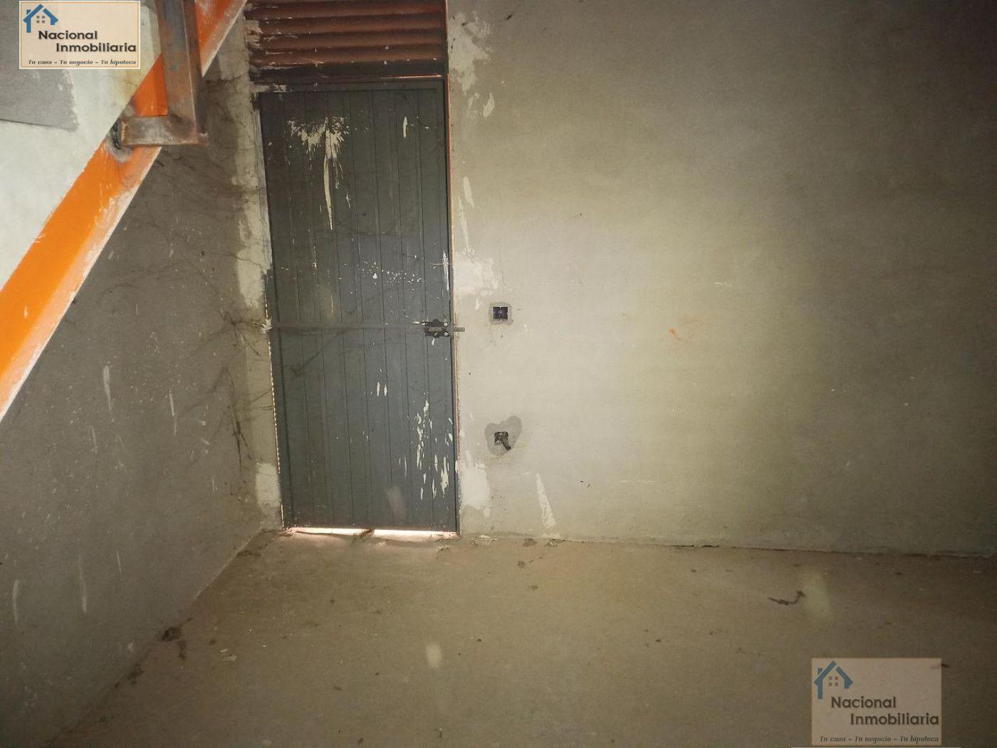 For sale of house in Arenas de San Pedro