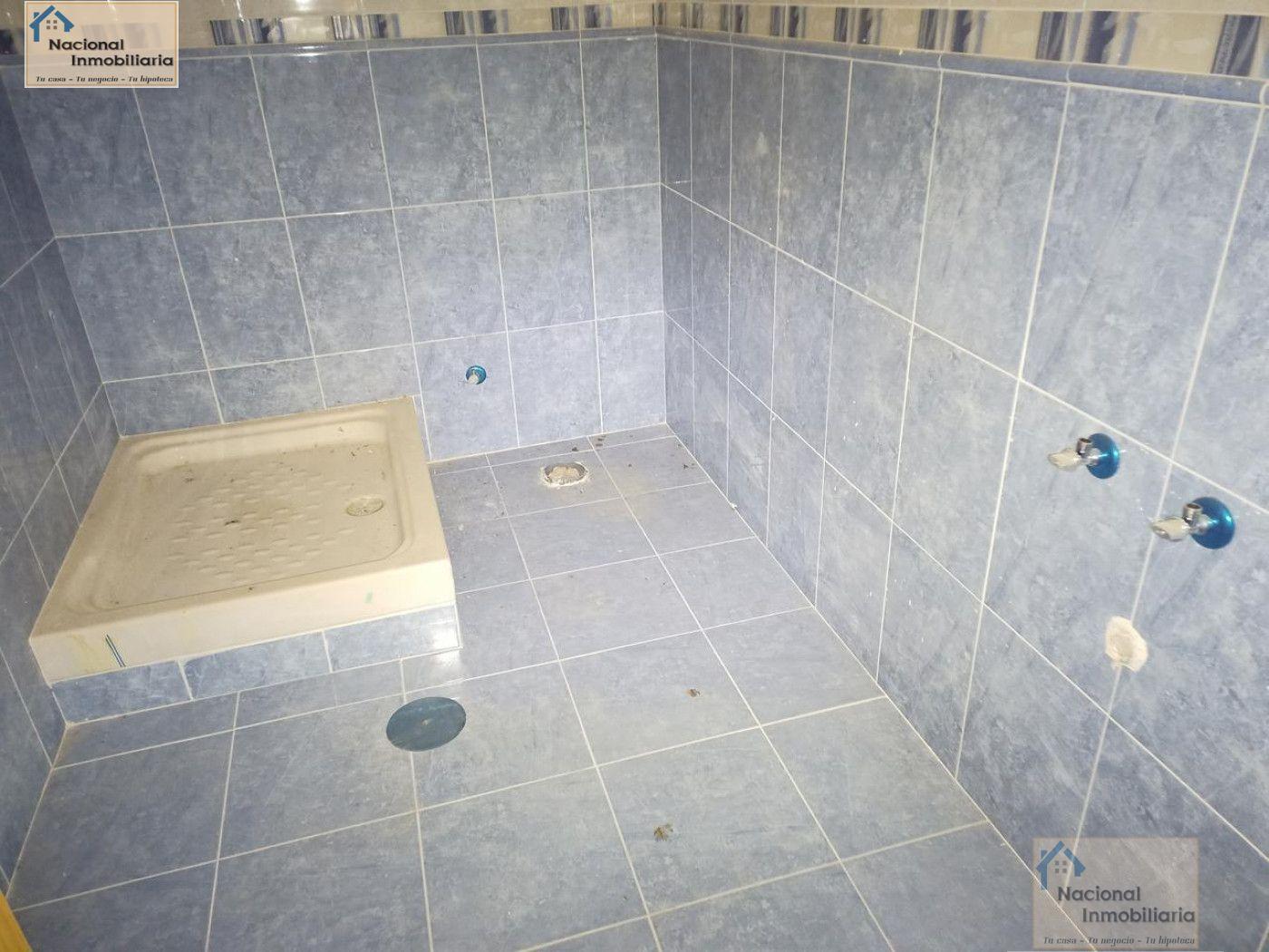 For sale of house in Arenas de San Pedro