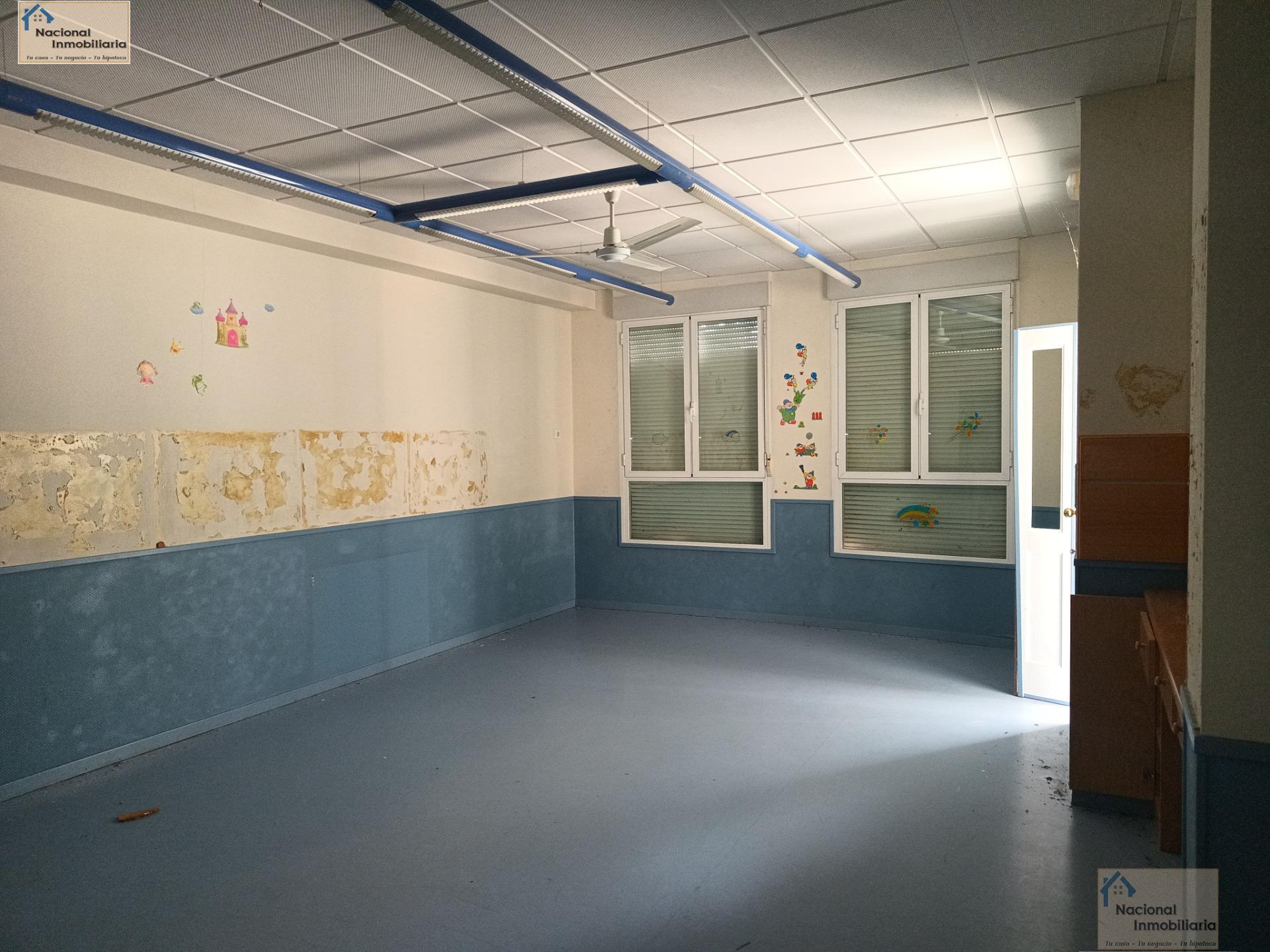 For sale of premises in Segovia