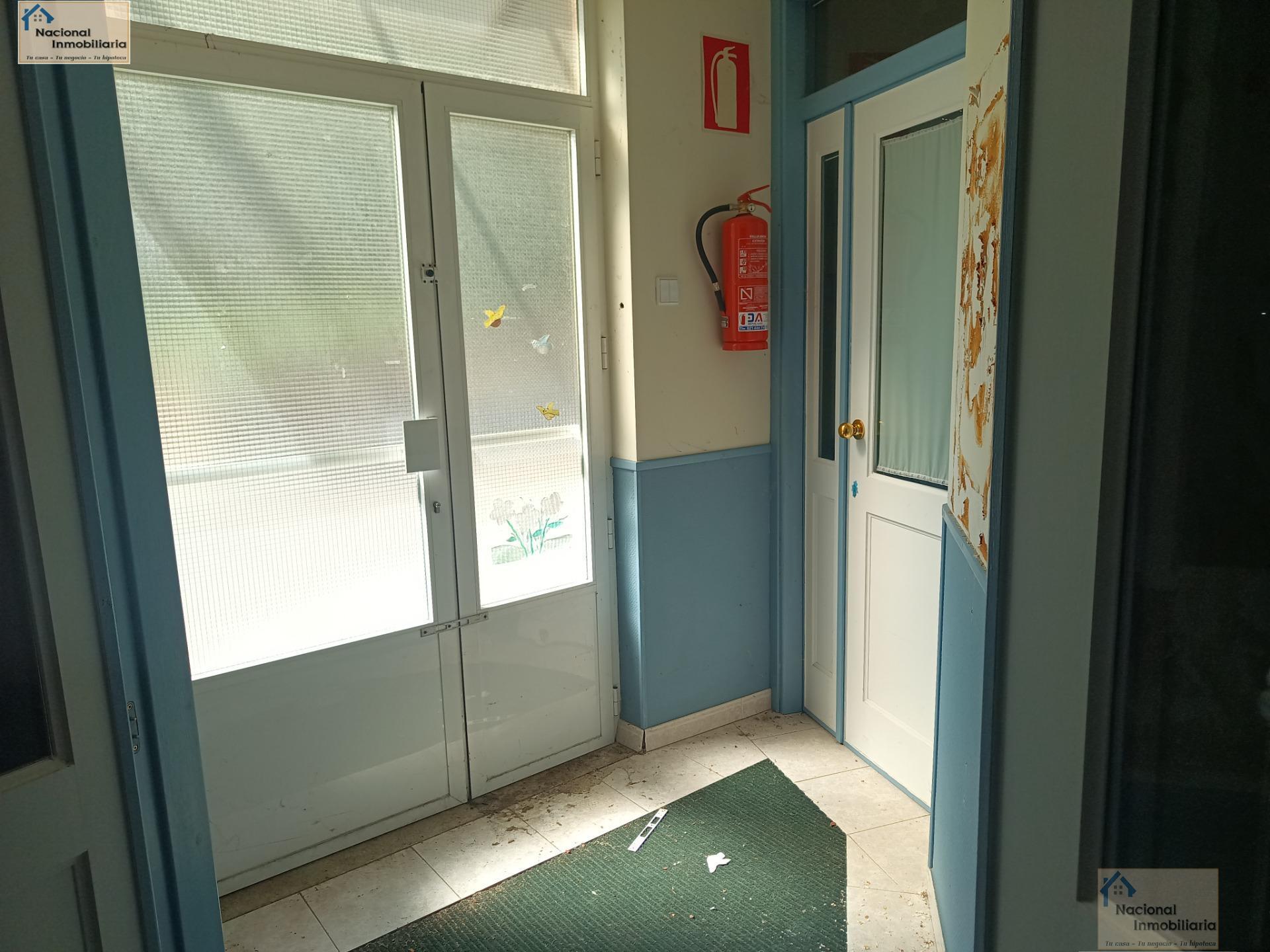 For sale of premises in Segovia