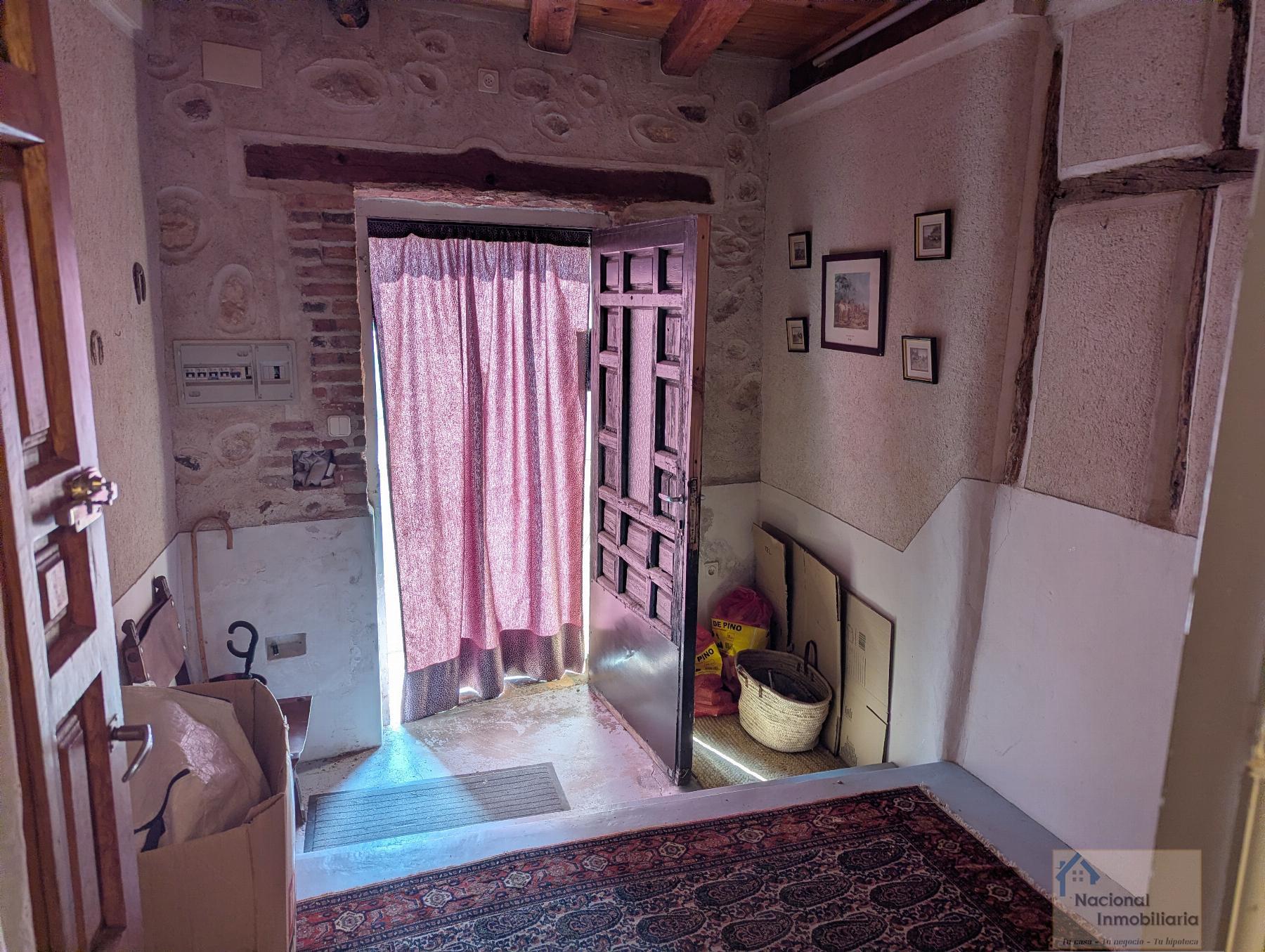Venta de casa en Tabanera la Luenga