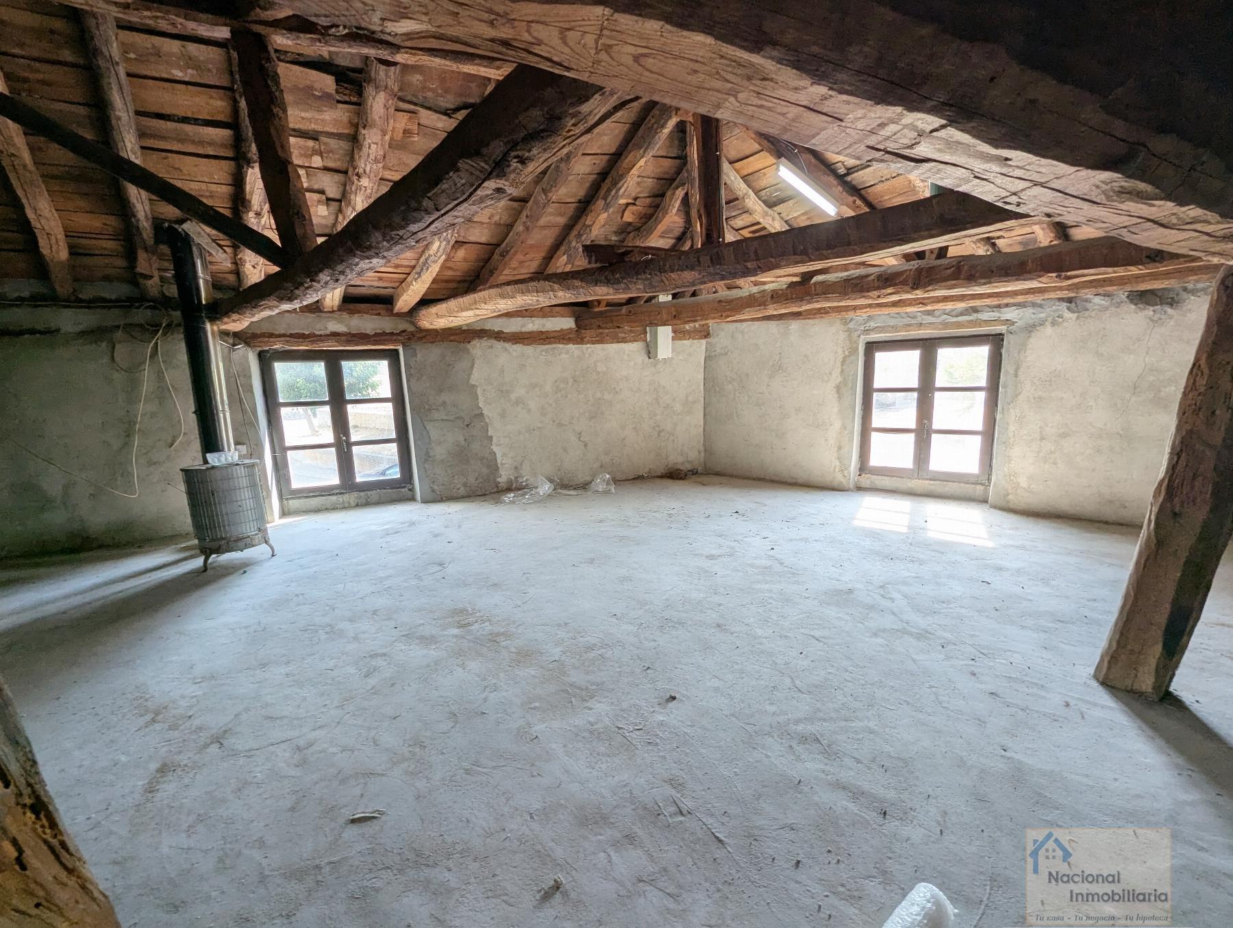 Venta de casa en Tabanera la Luenga