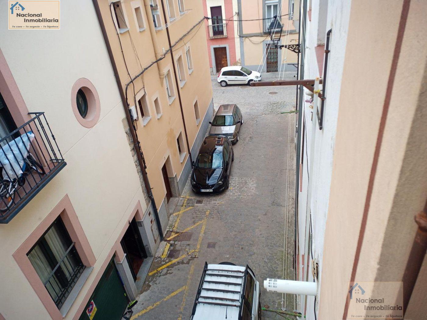 Venta de piso en San Ildefonso