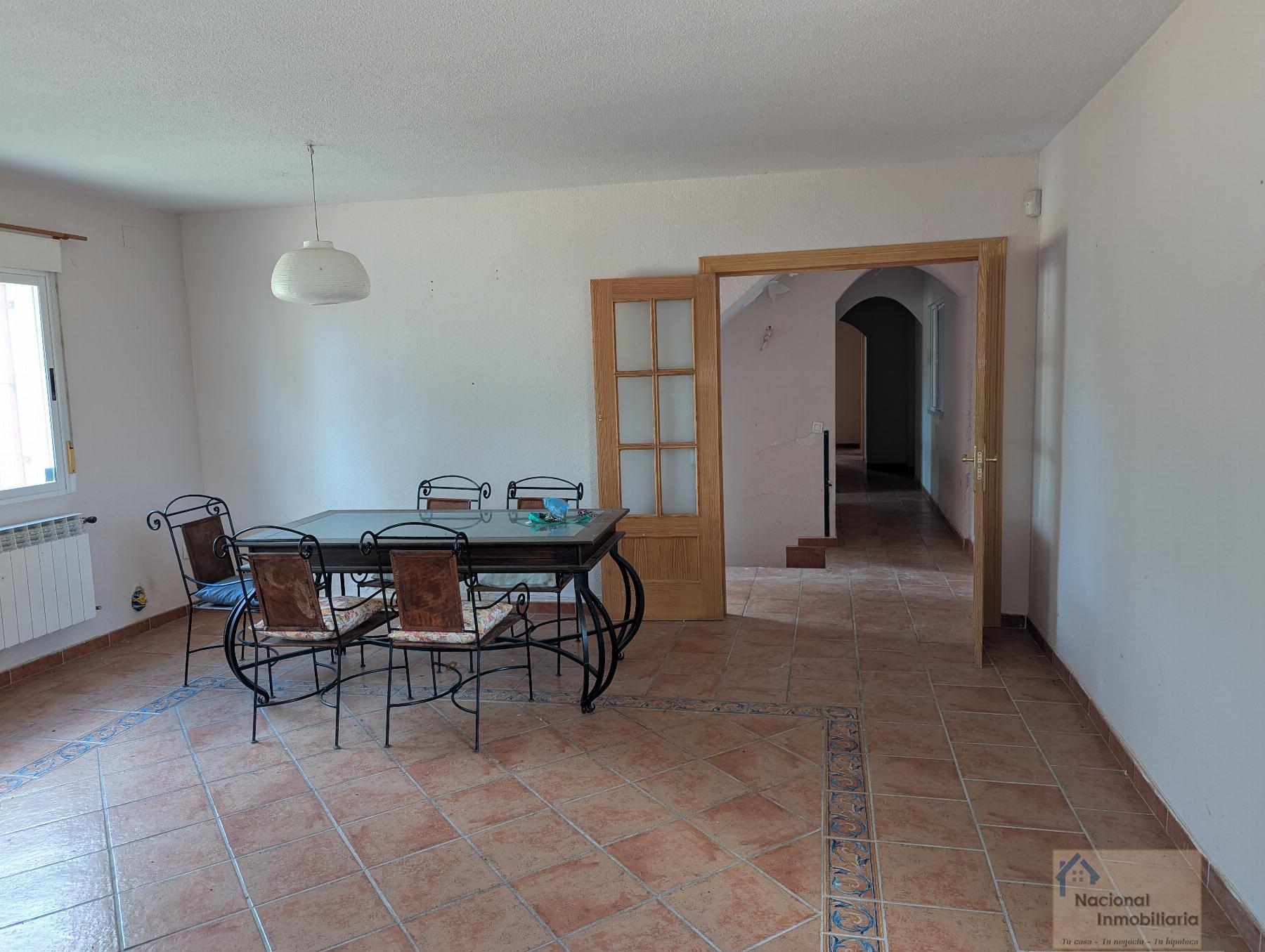 Venta de chalet en Marugán