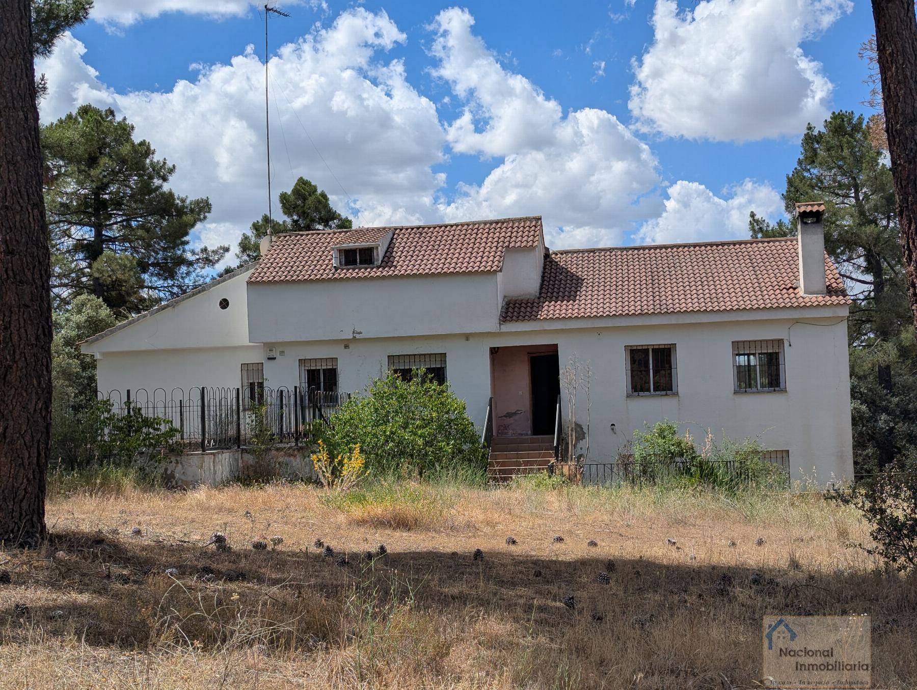Venta de chalet en Marugán