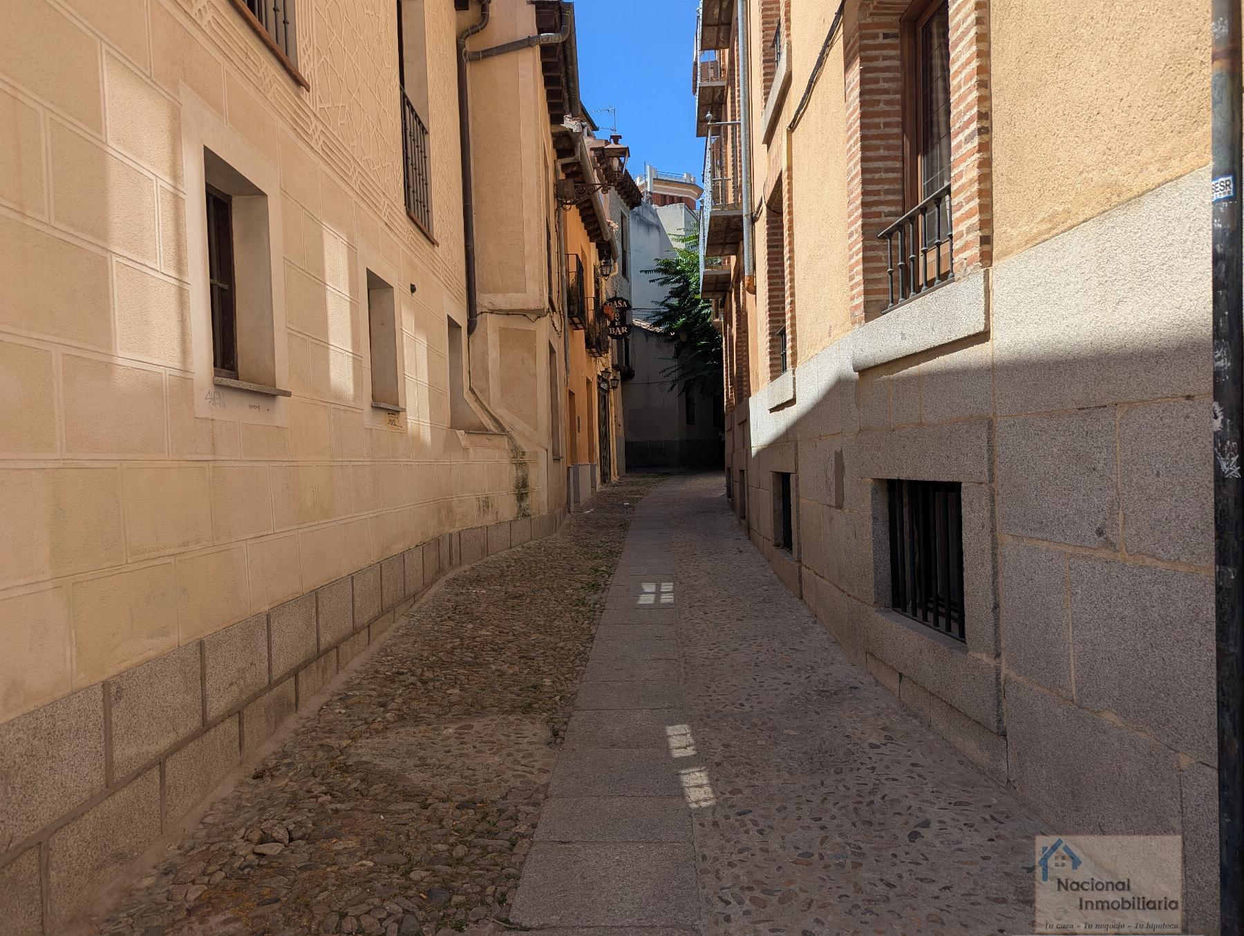 Venta de local en Segovia