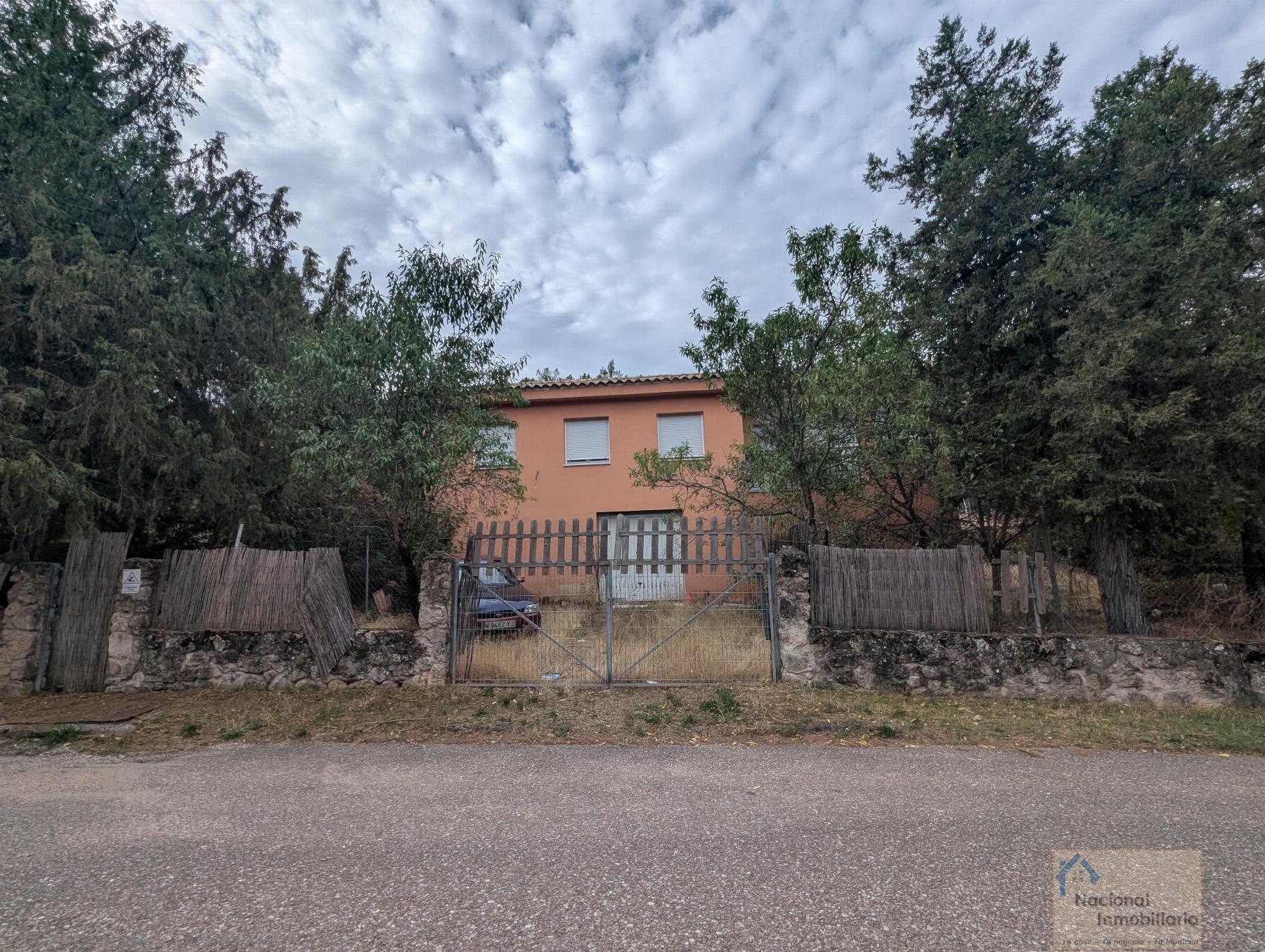 Venta de chalet en Duruelo