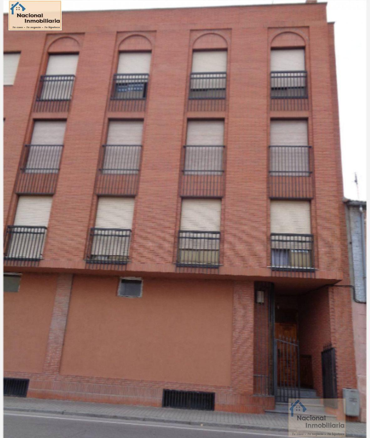 Venta de piso en Cantalejo