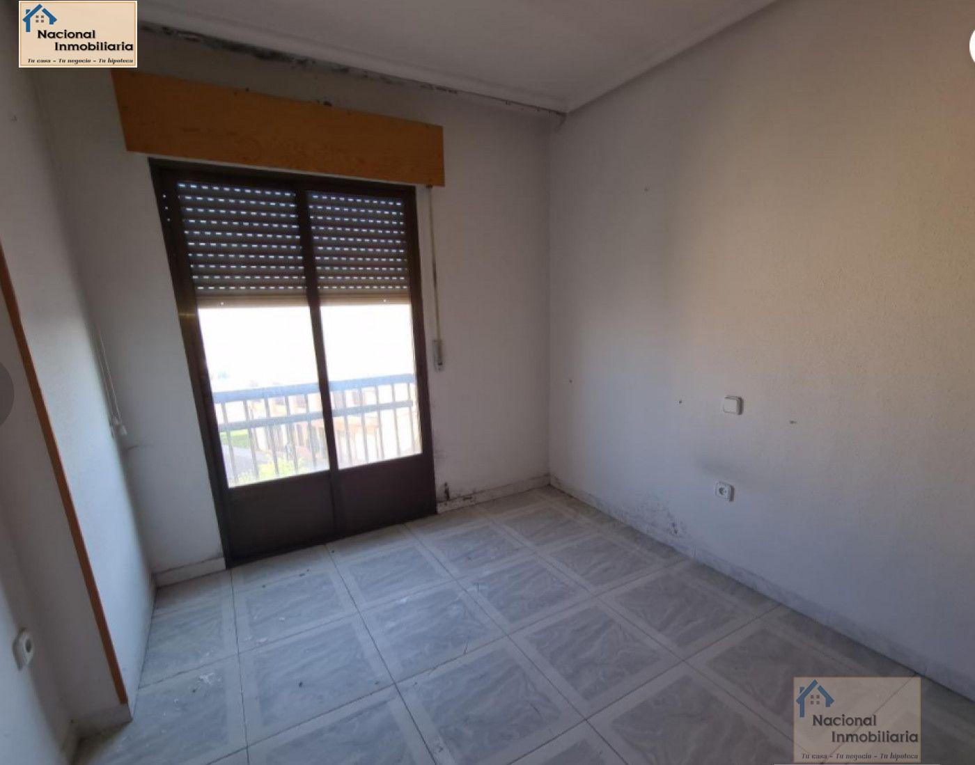 Venta de piso en Cantalejo