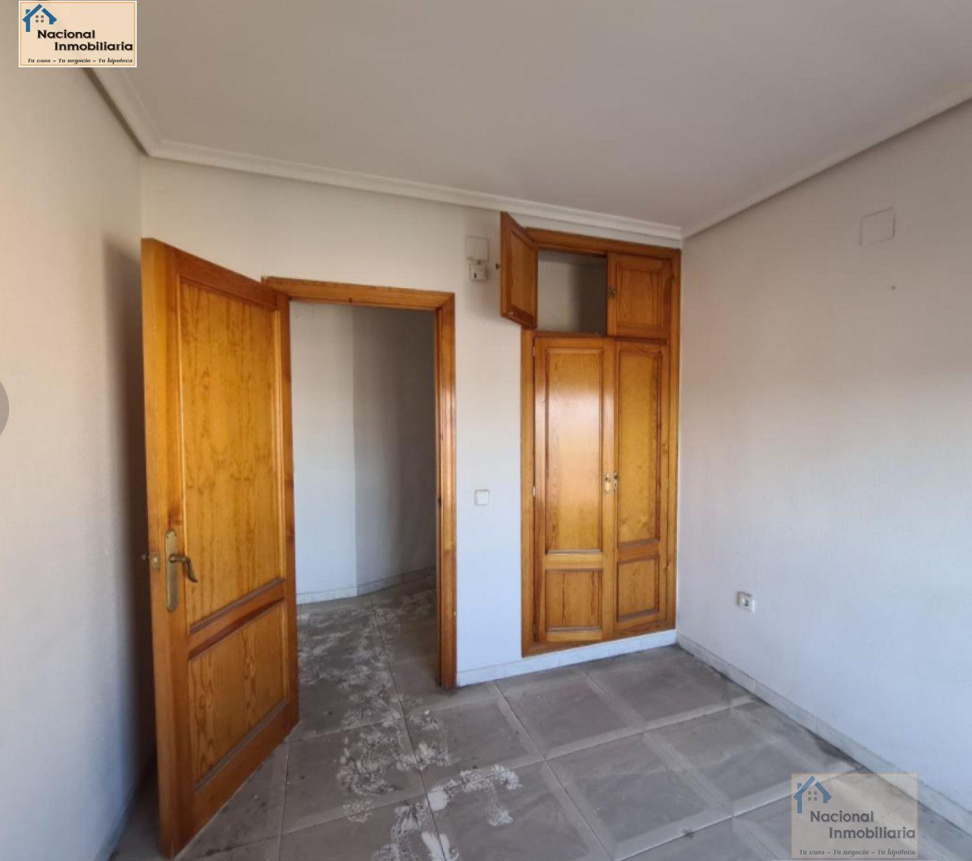 Venta de piso en Cantalejo