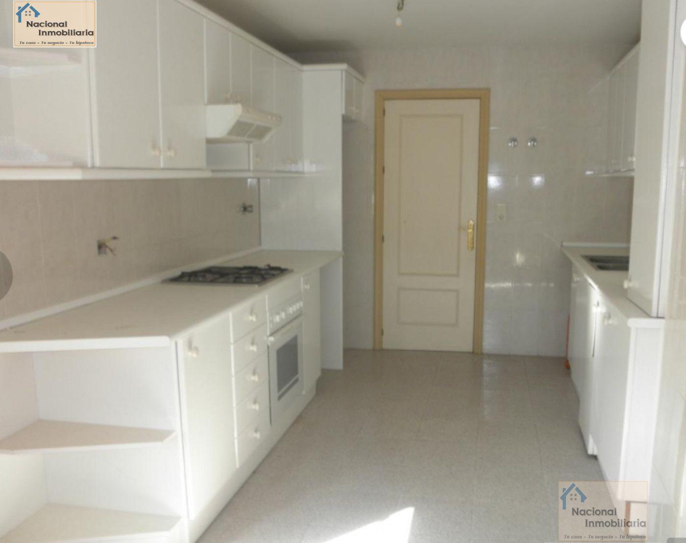 For sale of penthouse in Pradena