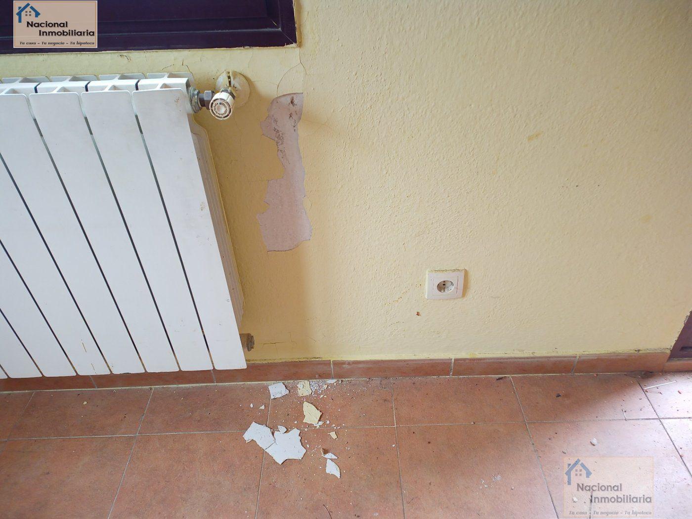 For sale of flat in Torrecaballeros