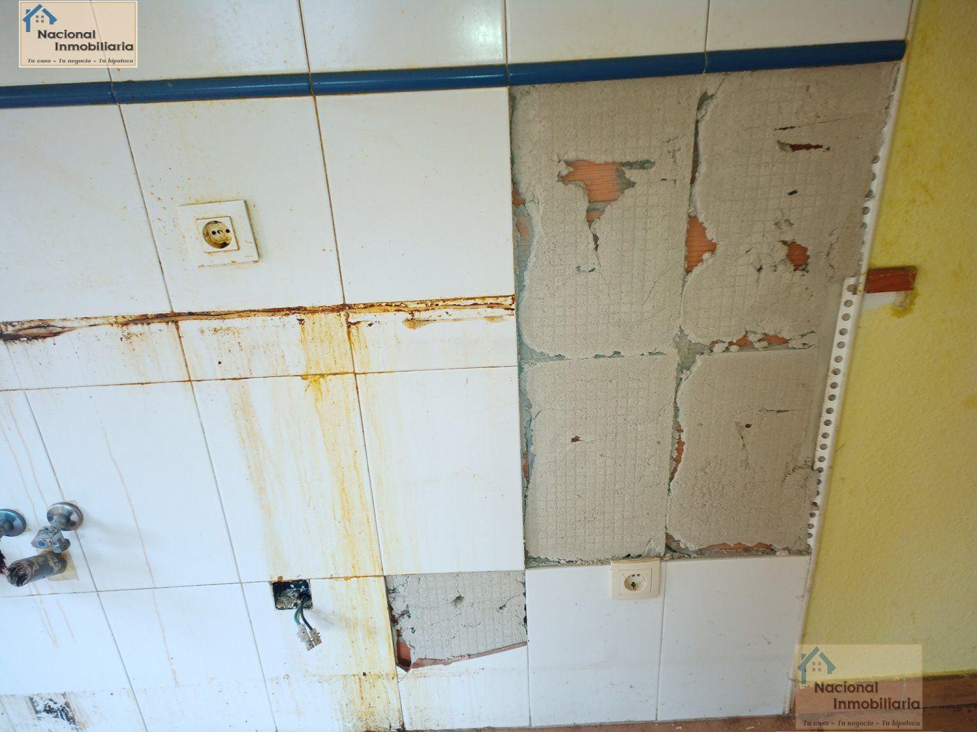 For sale of flat in Torrecaballeros