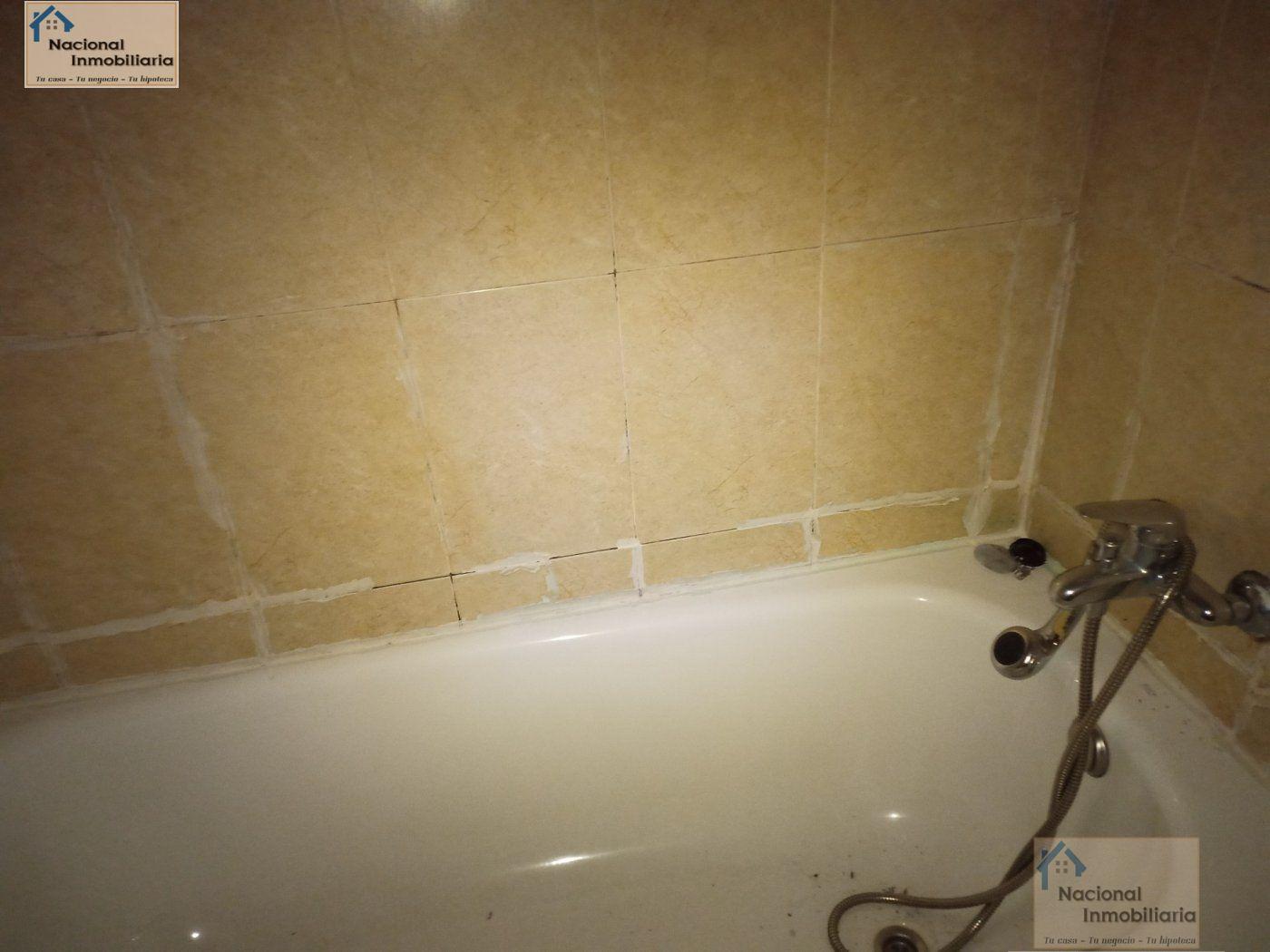 For sale of flat in Torrecaballeros