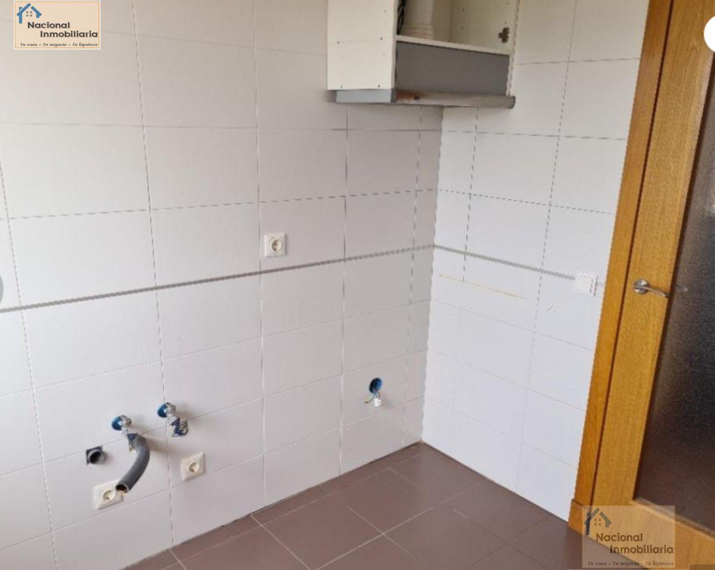 For sale of flat in Hontanares de Eresma