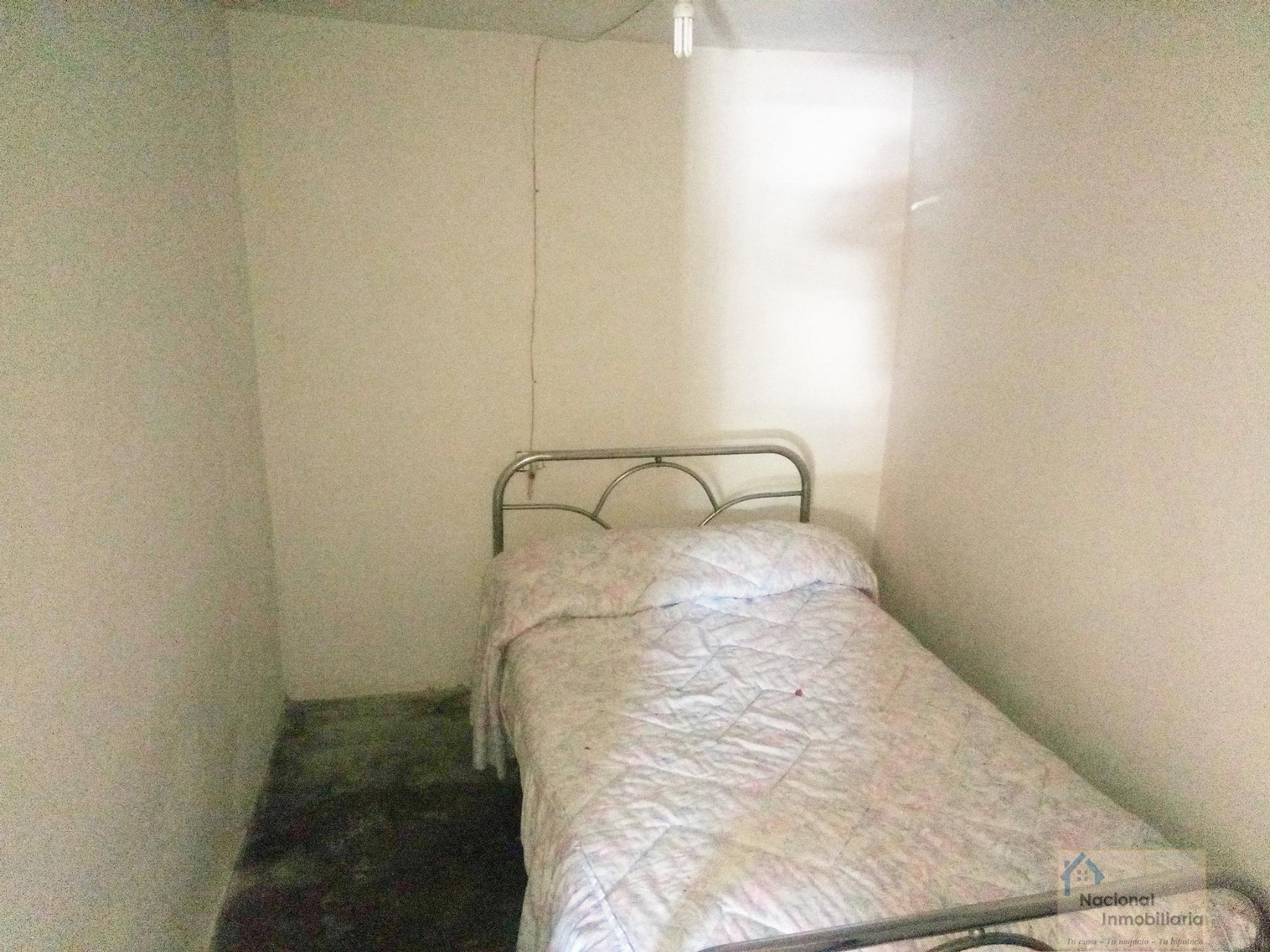 Venta de casa en Torre Val de San Pedro