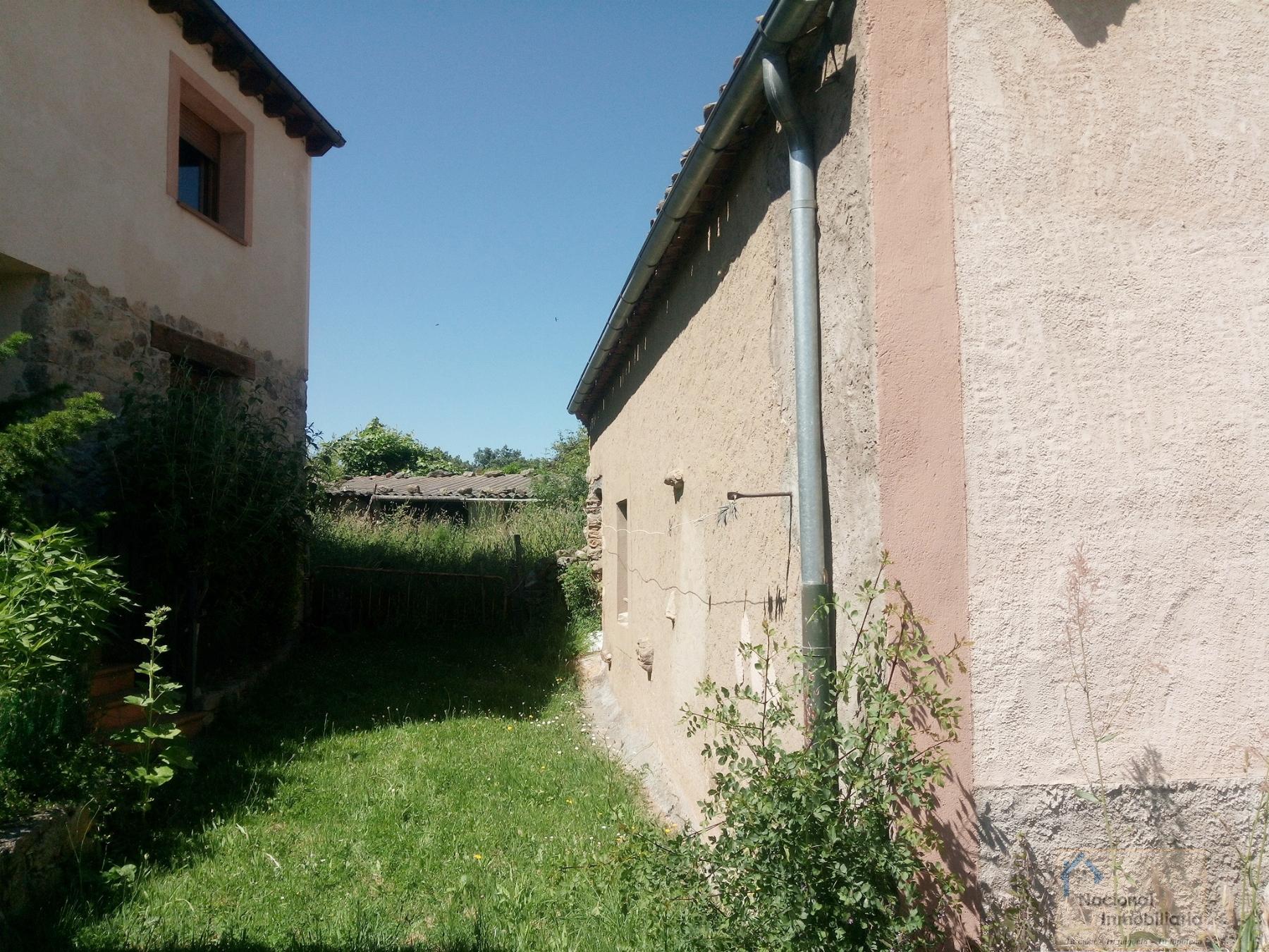 Venta de casa en Torre Val de San Pedro