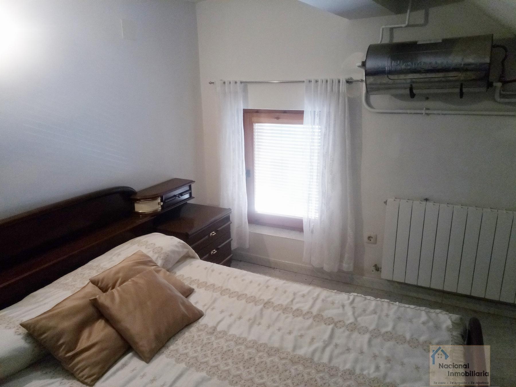 Venta de casa en Torre Val de San Pedro