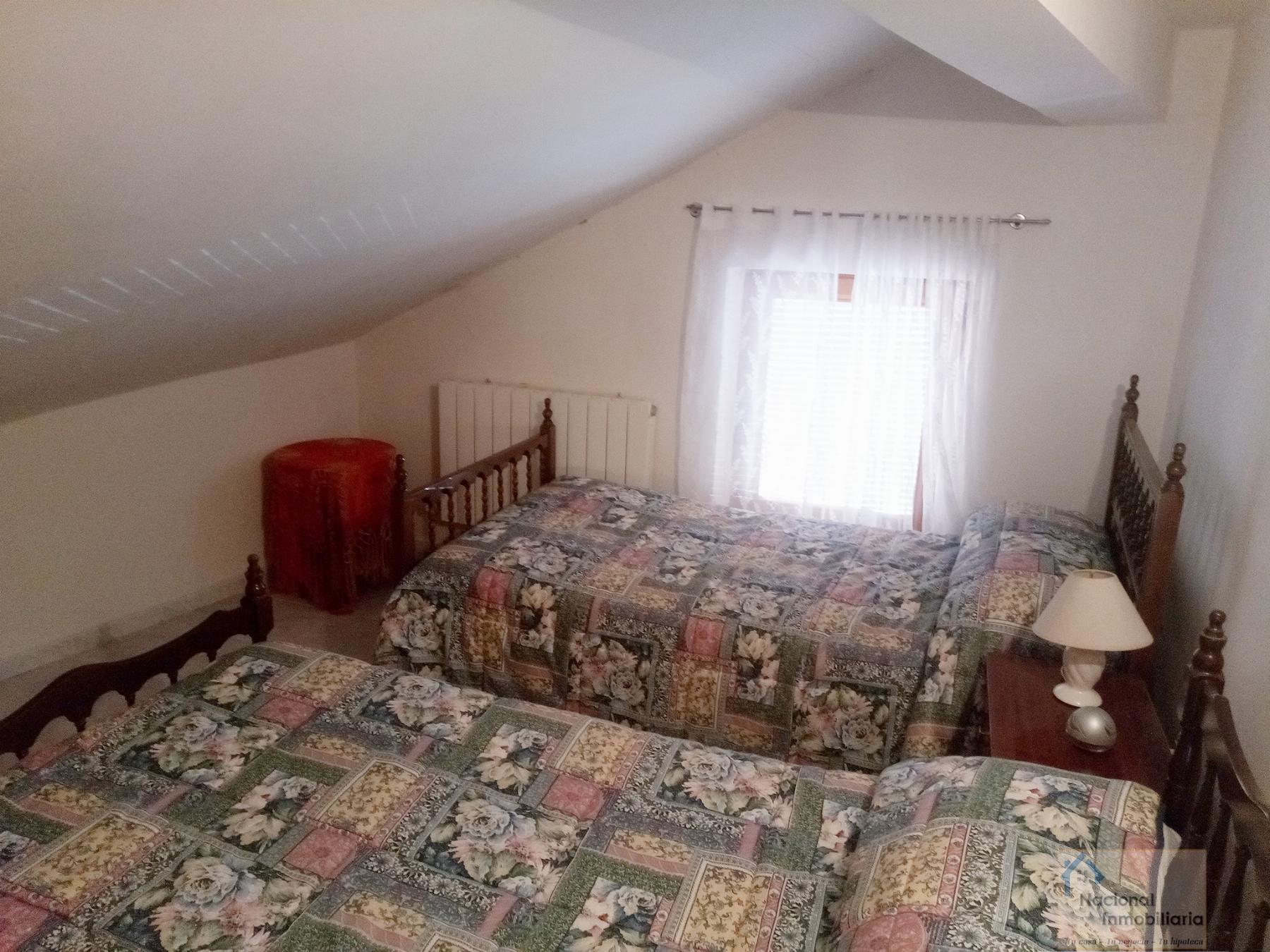 Venta de casa en Torre Val de San Pedro