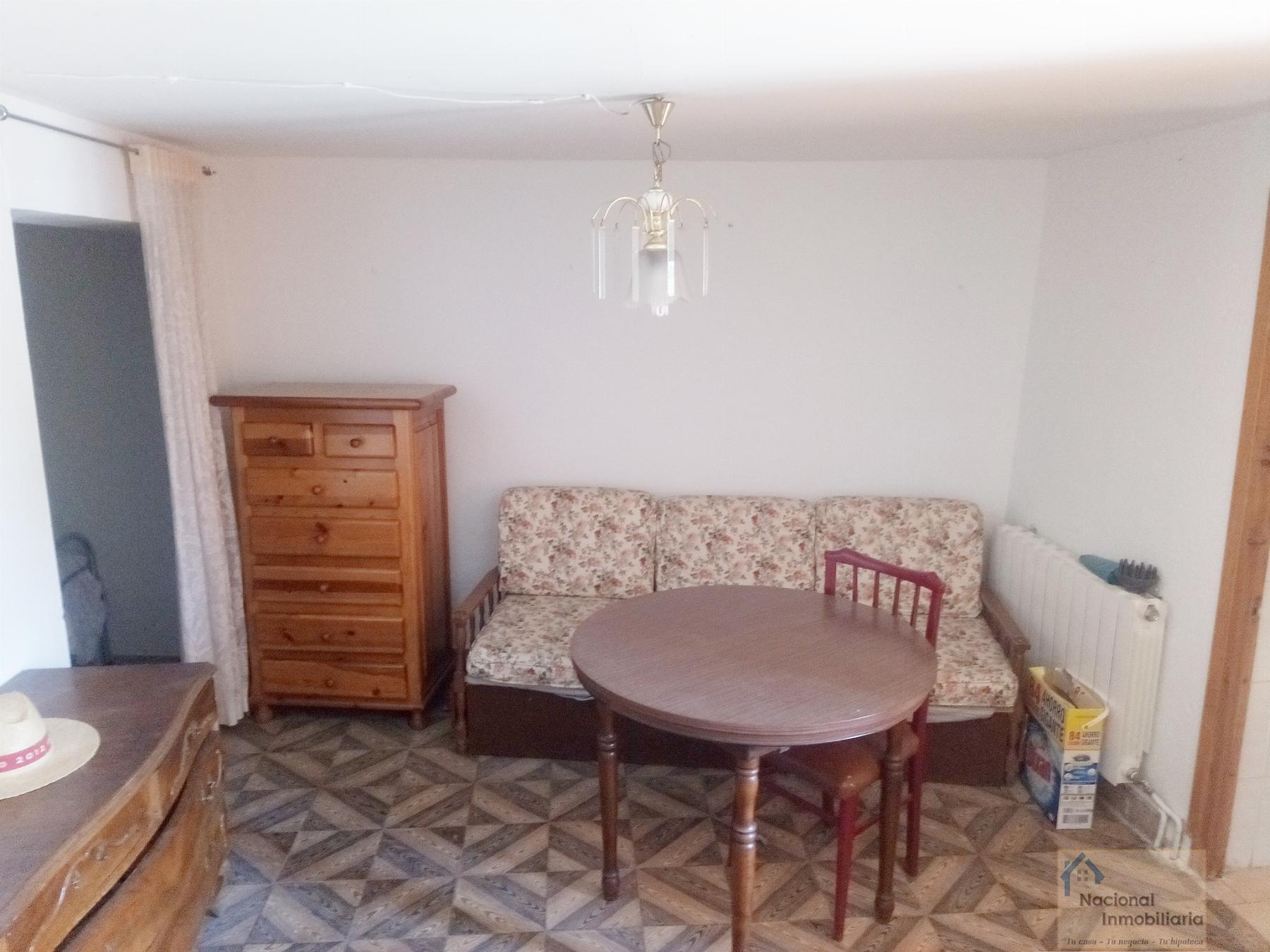 Venta de casa en Torre Val de San Pedro
