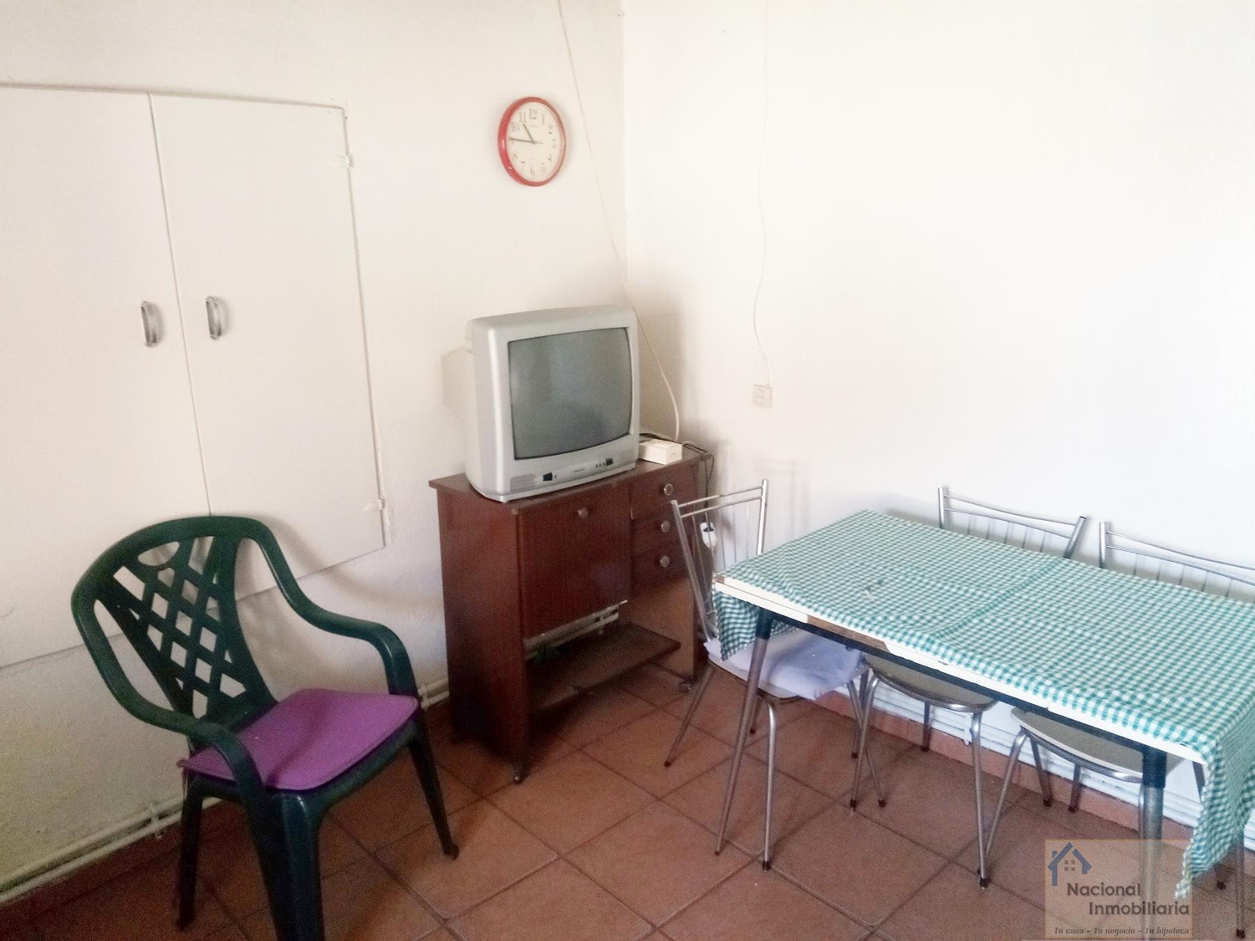 Venta de casa en Torre Val de San Pedro