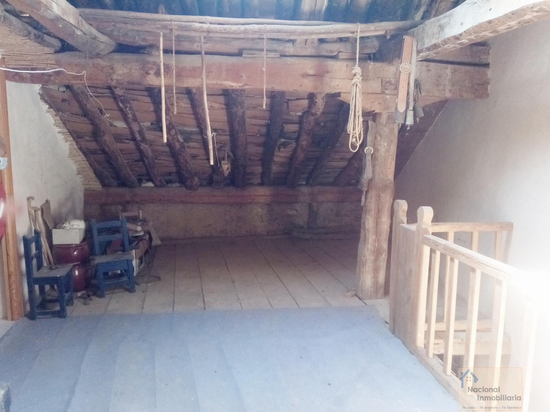 Venta de casa en Torre Val de San Pedro