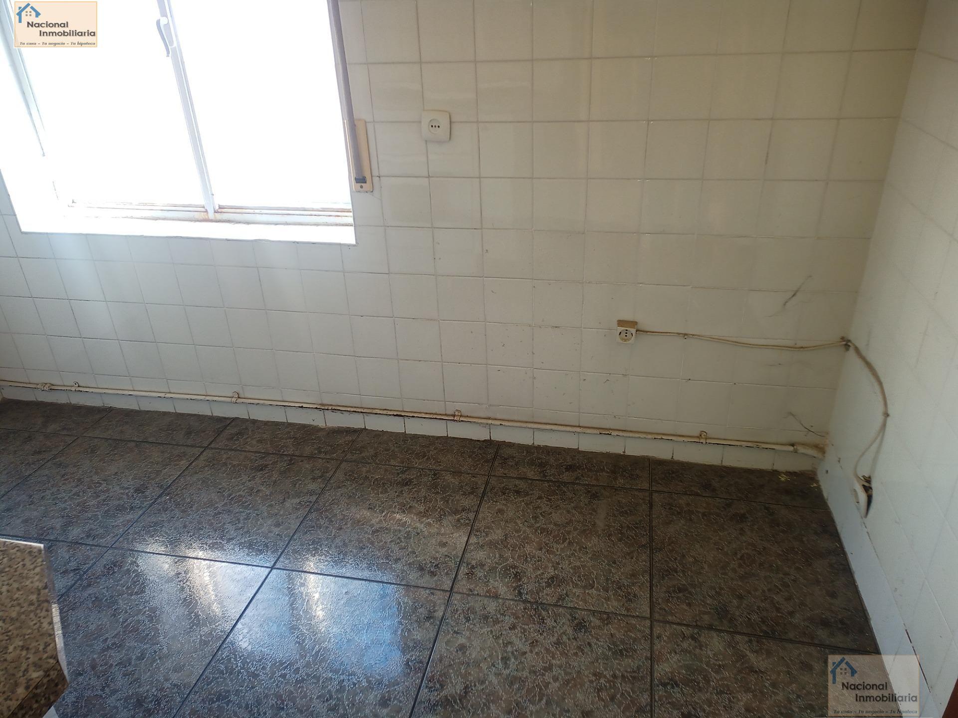 Venta de piso en Avila