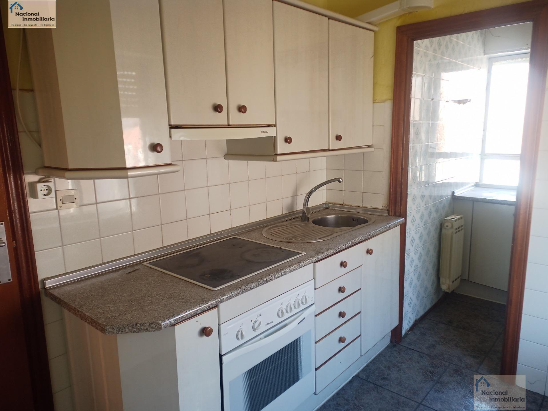 Venta de piso en Avila